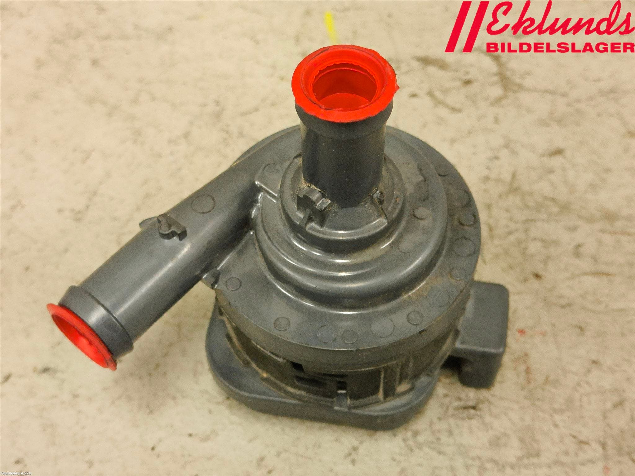 Volvo V90 17->> Vattenpump