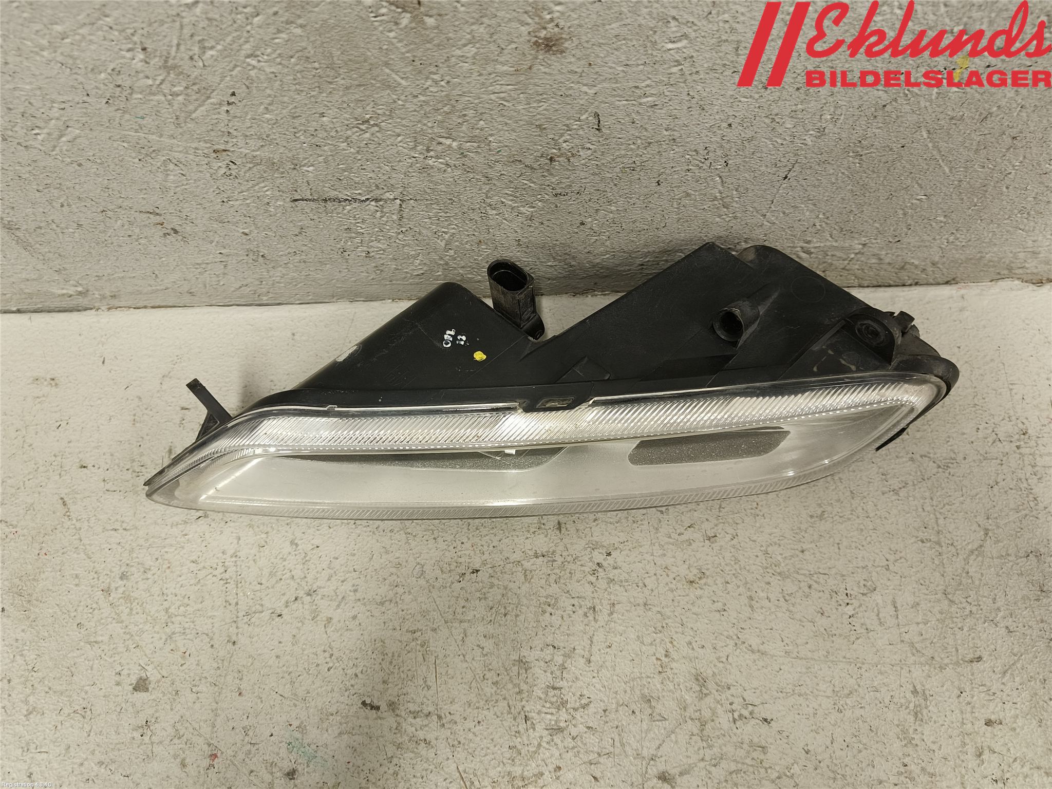 Volkswagen VW PASSAT 11-14 Dimljus-Varselljus Fram