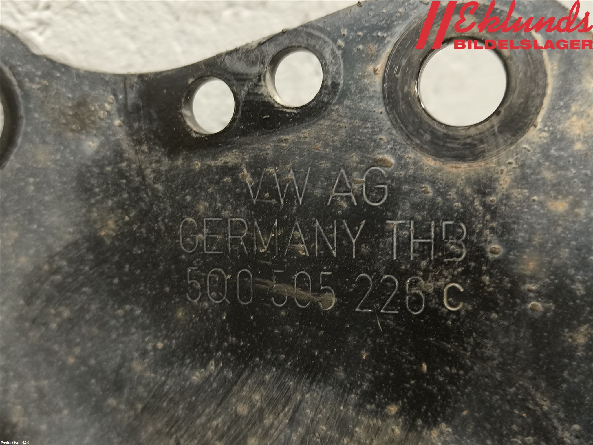 Volkswagen VW PASSAT 15-19 Bärarm Bak Höger