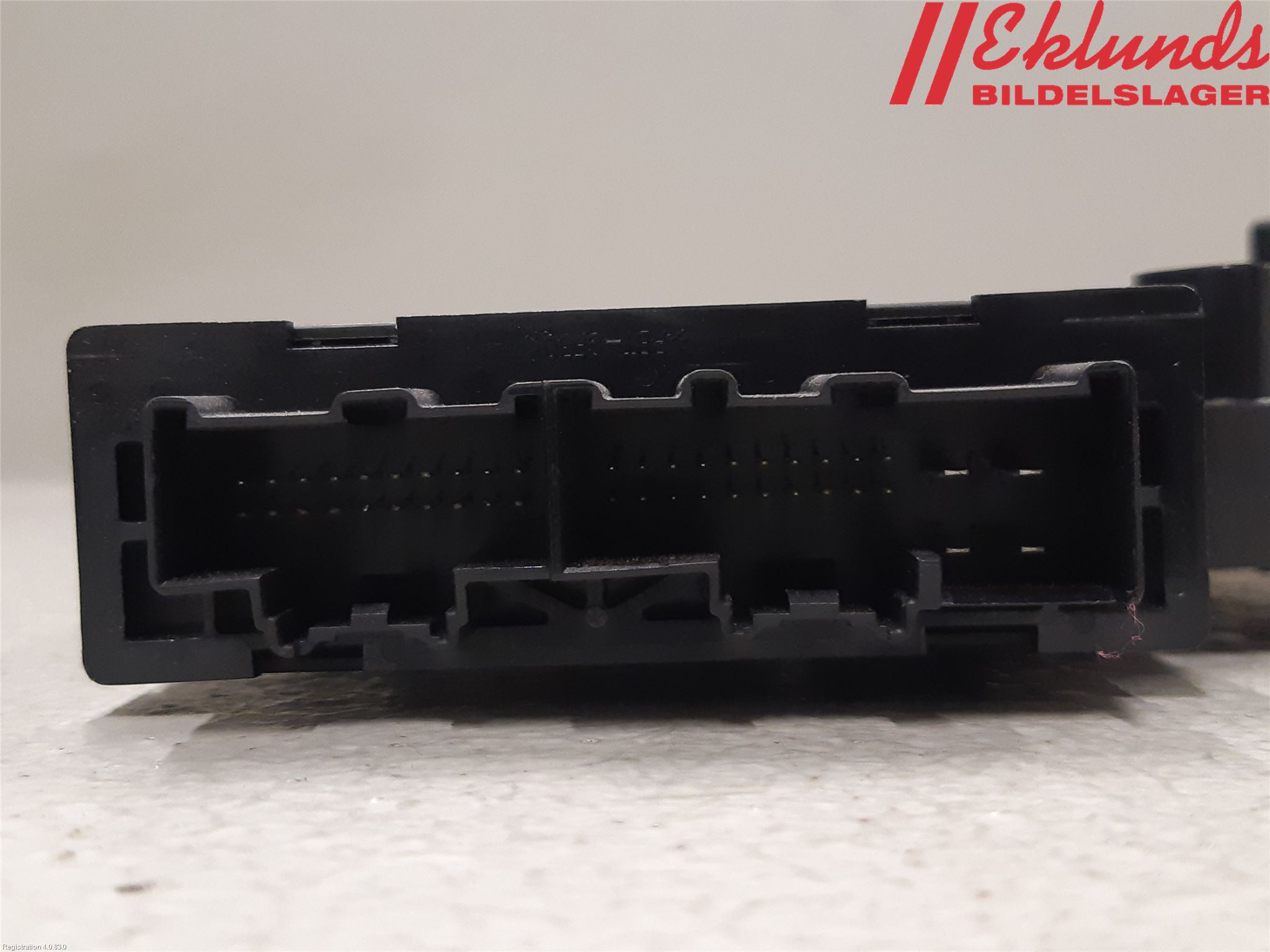 Volvo V90 17->> Fönsterhissmotor