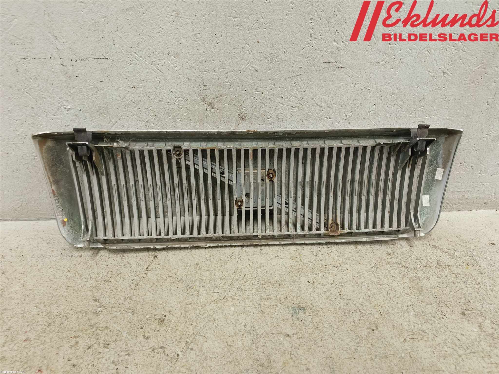 Volvo 960 91-97 Grill Komp
