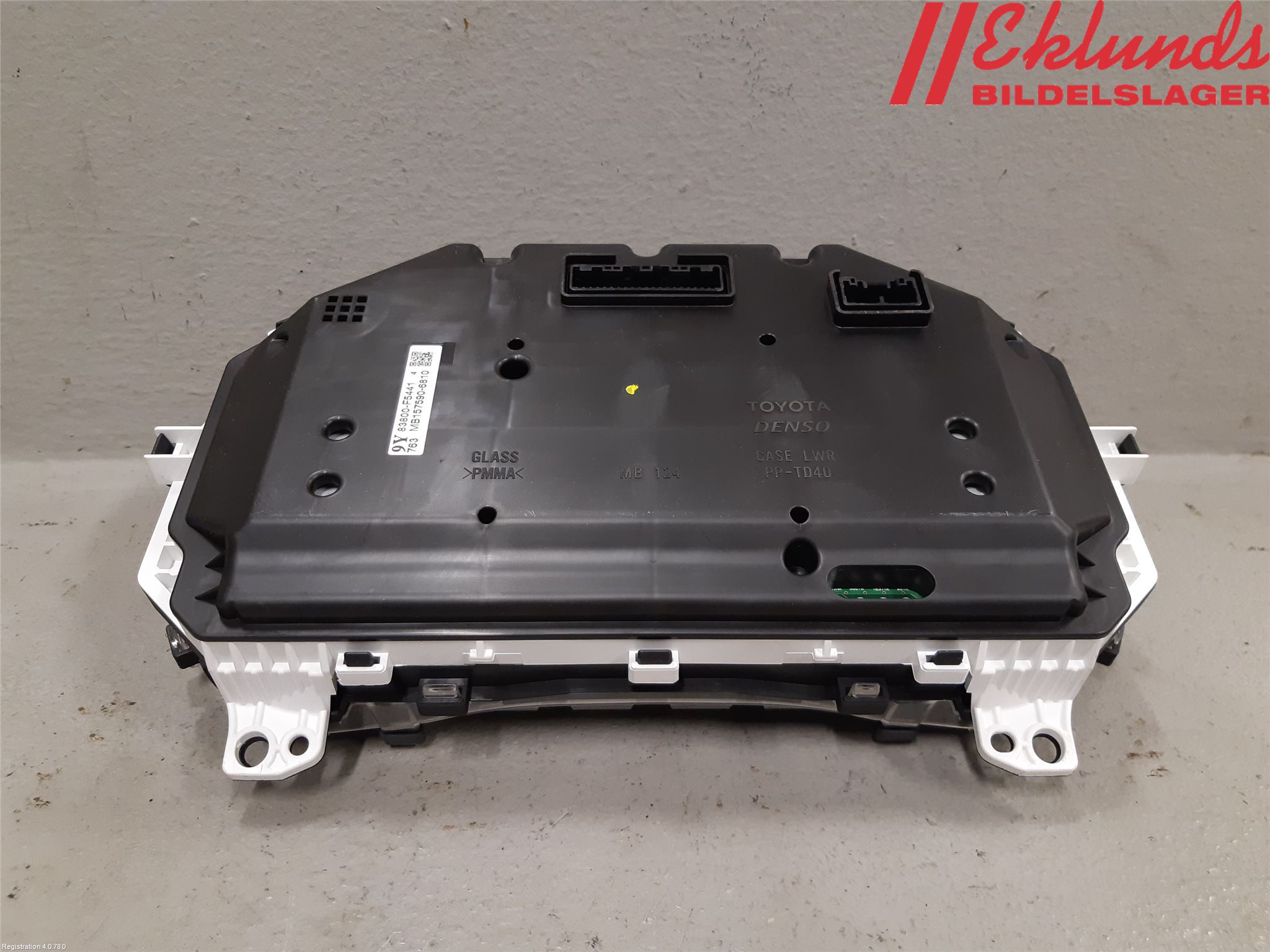Toyota YARIS XP130 15-20 Instrument Komb