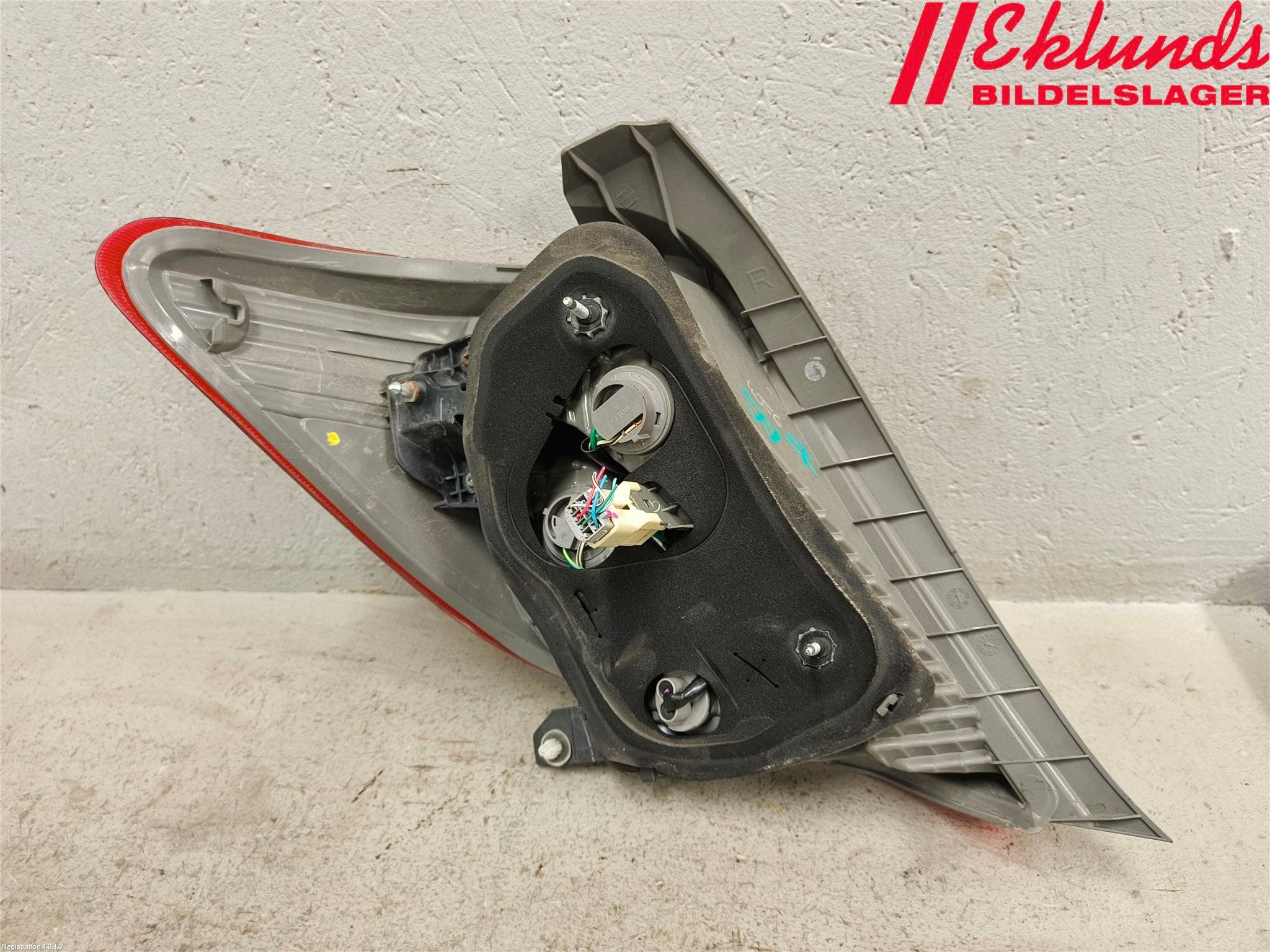 Toyota YARIS XP130 12-14 Bakljus Höger