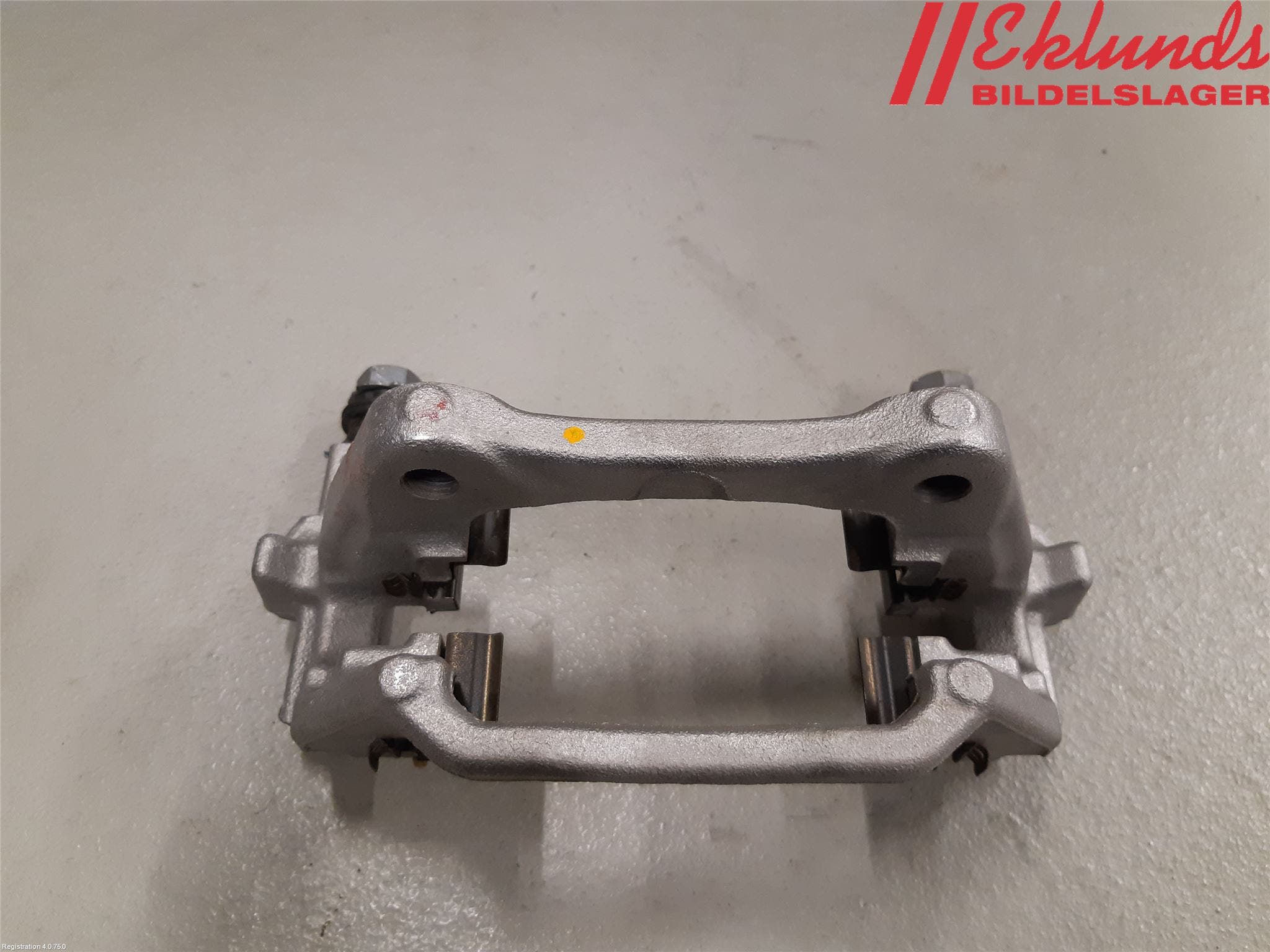 Toyota C-HR 16-23 Bromsokshållare