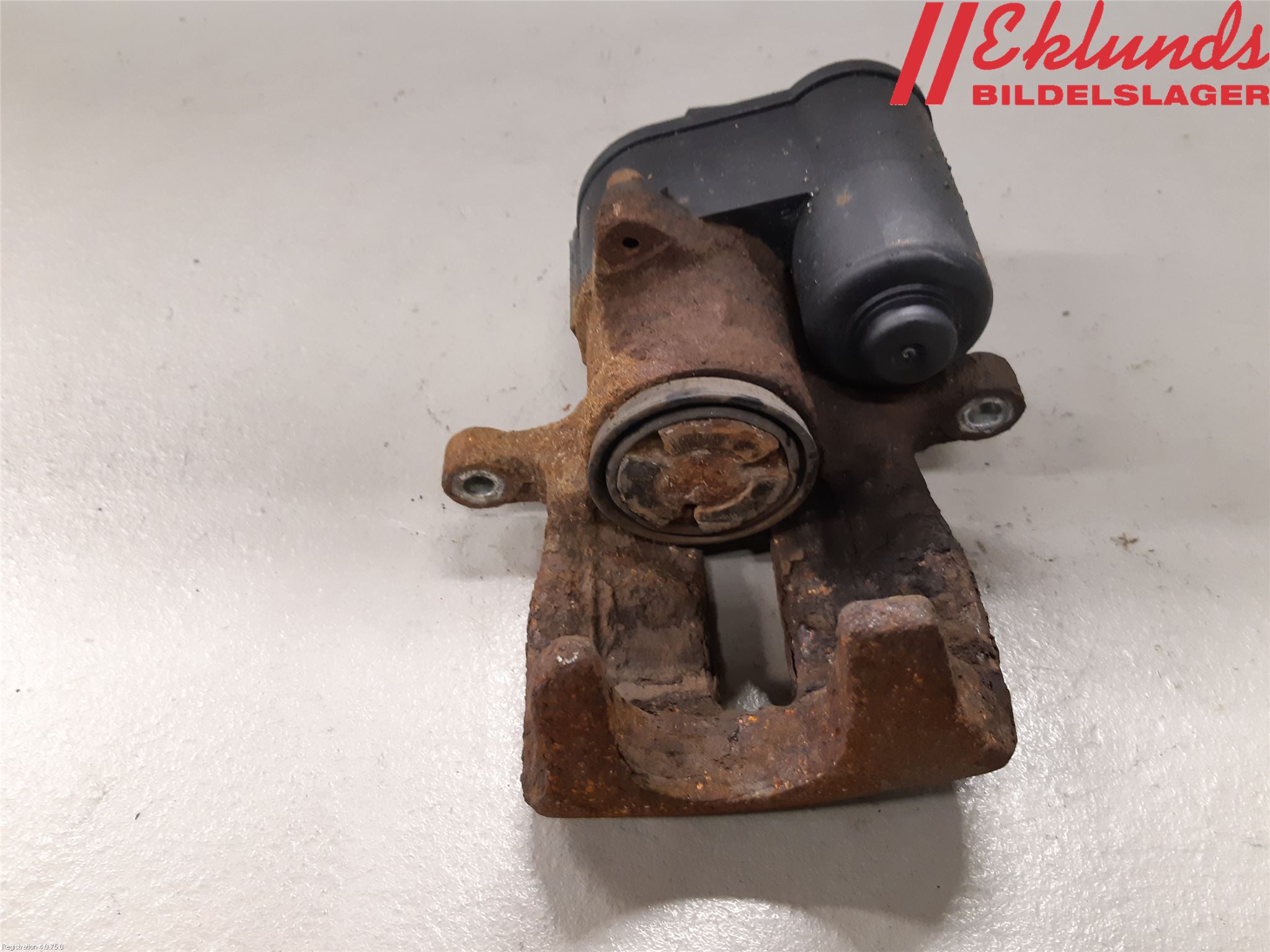 Volkswagen VW PASSAT 11-14 Bromsok Bak Höger