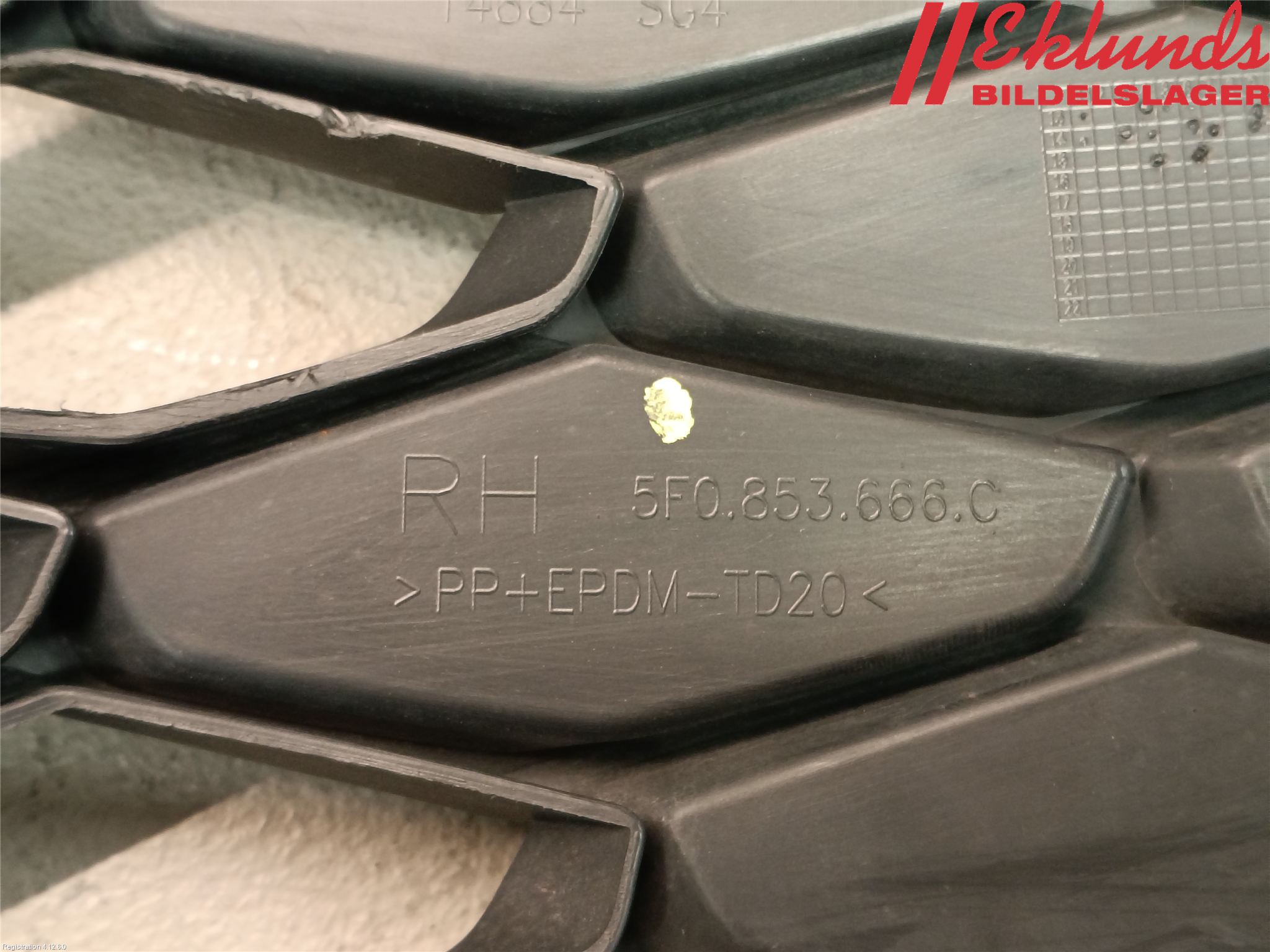 Seat LEON 13-20 Dimljussarg Fram