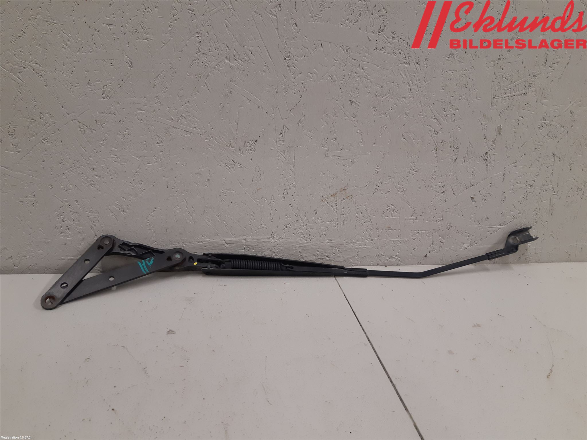 BMW 2 F45 Active Tourer 14-21 Torkararm Armar Vindruta