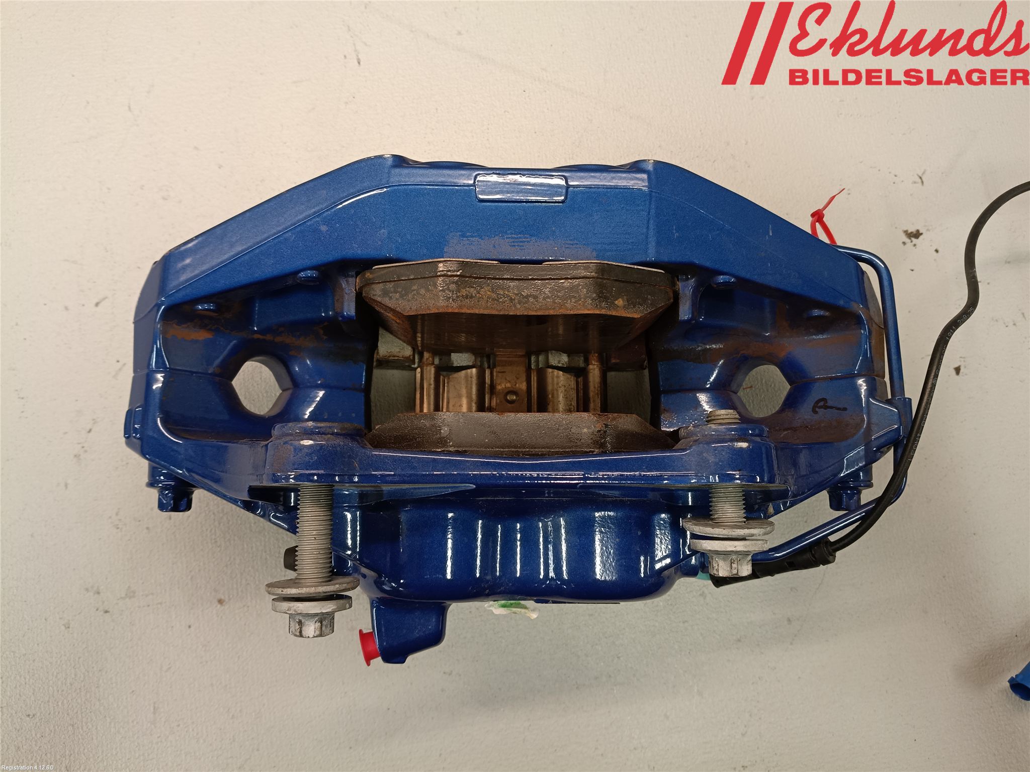 BMW 5 G30/G31/F90 17-23 Bromsok Fram Vänster