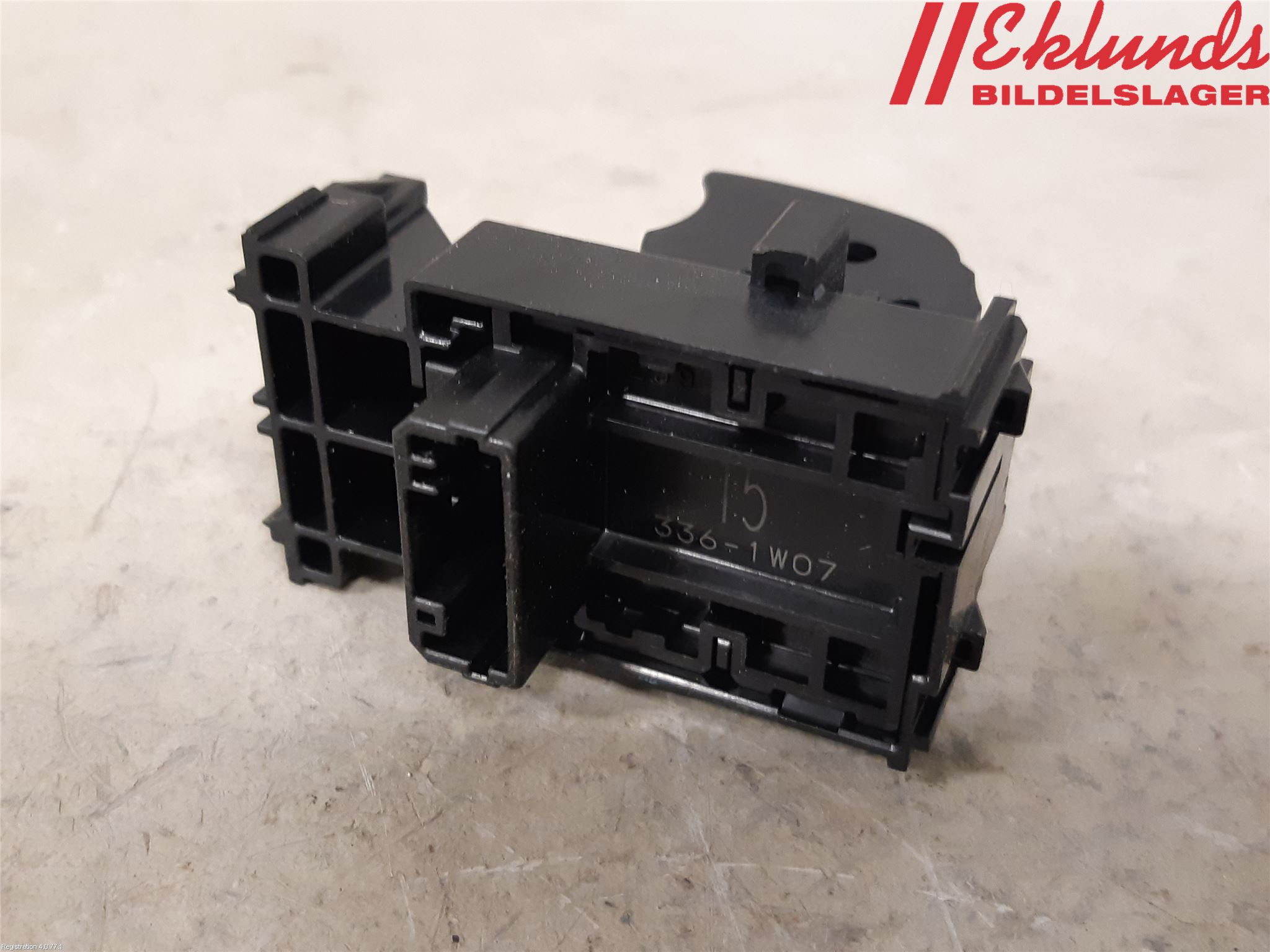 Toyota RAV4 19- Strömställare Elhiss