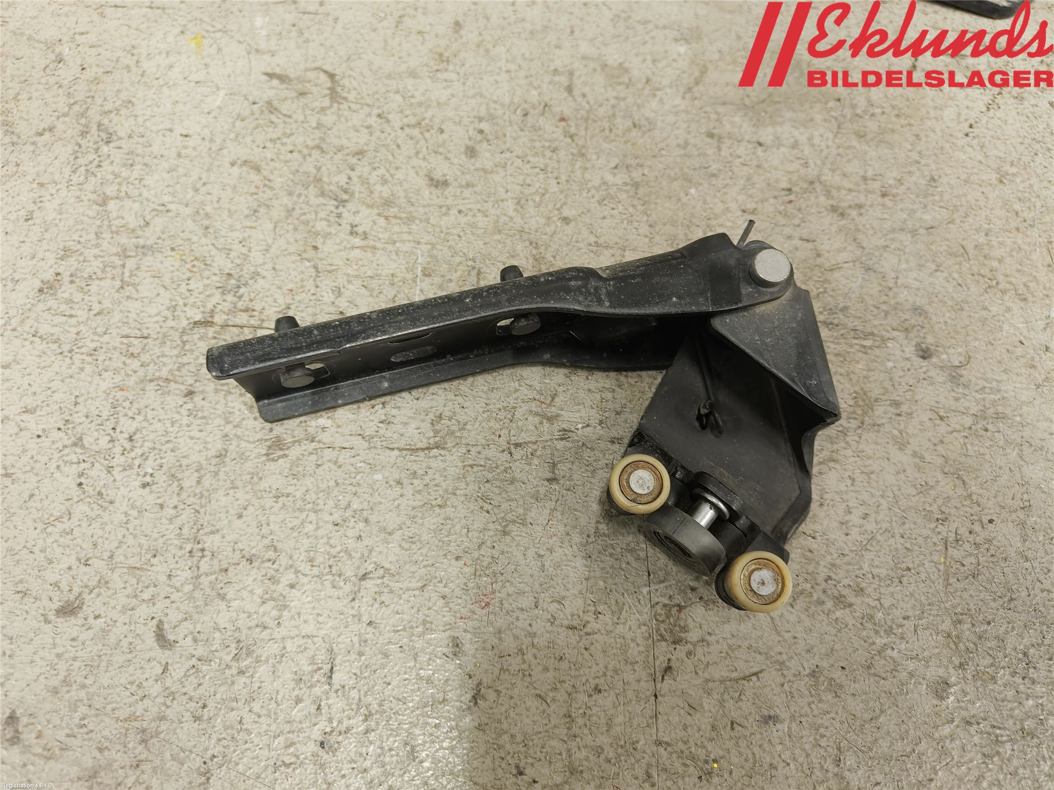 Renault TRAFIC/E-TECH 15- Dörrgångjärn