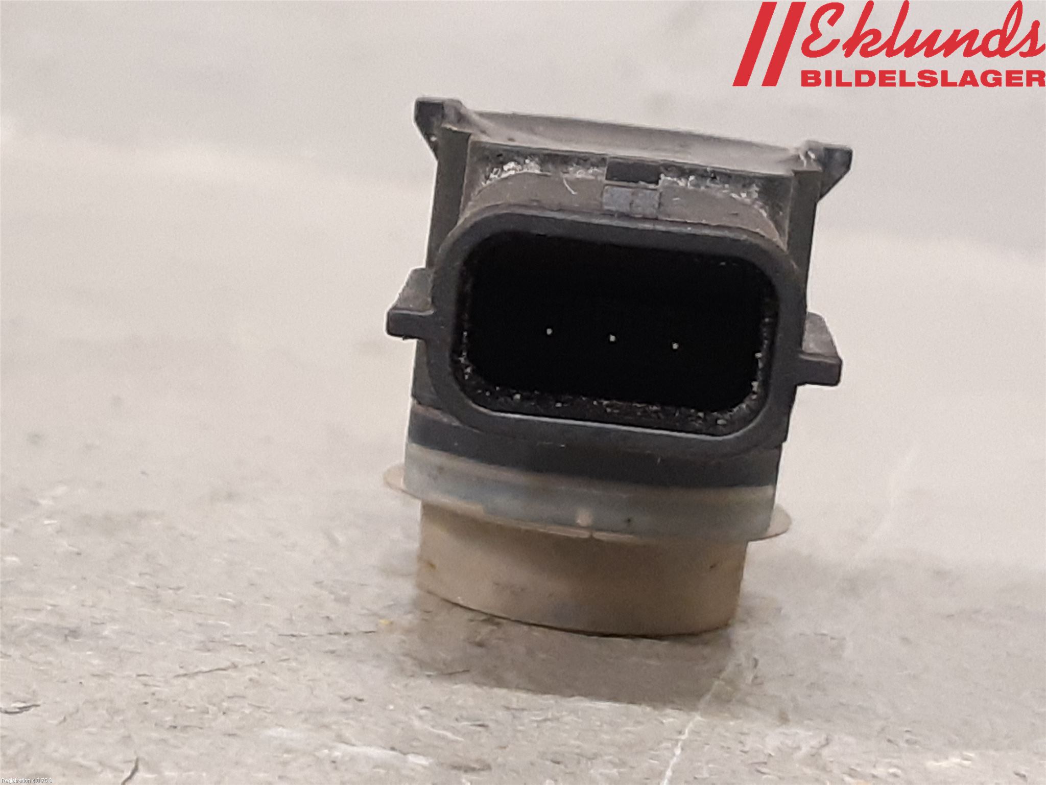 Renault TRAFIC/E-TECH 15- Parkeringshjälp Backsensor