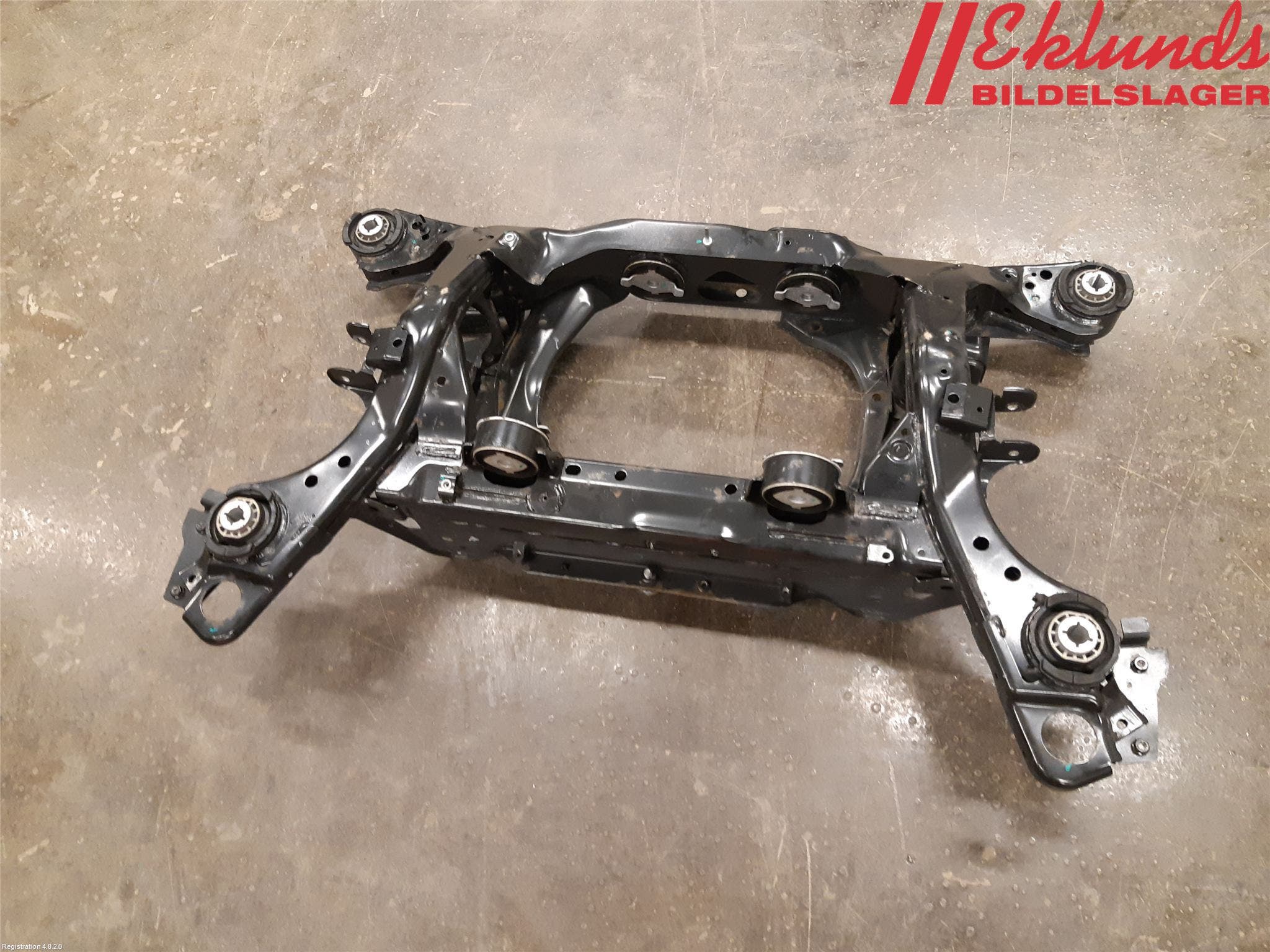 Volvo XC90/RECHARGE 16- Bakaxelbalk