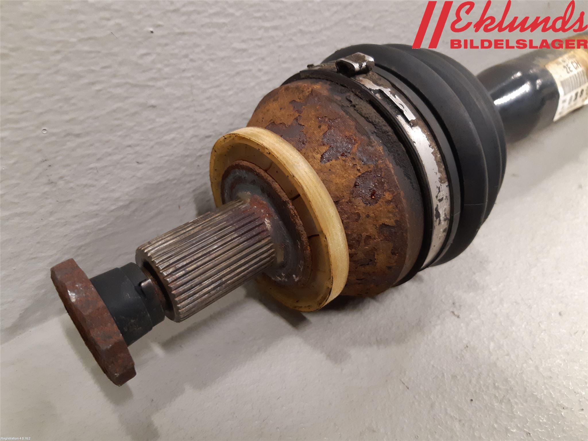 Skoda ROOMSTER Drivaxel Fram Höger