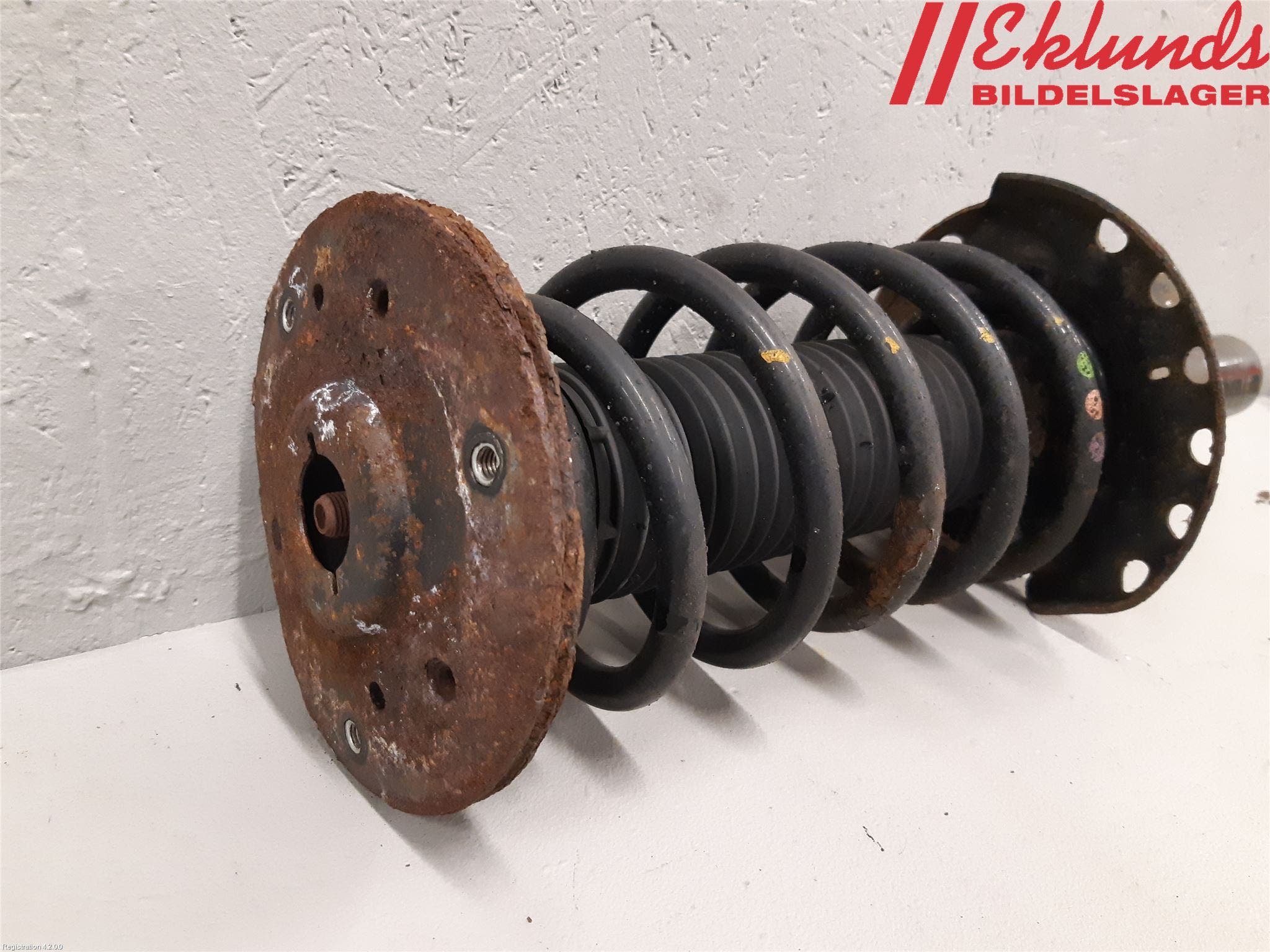 Volvo S80 07-13 Fjäderben Fram Höger