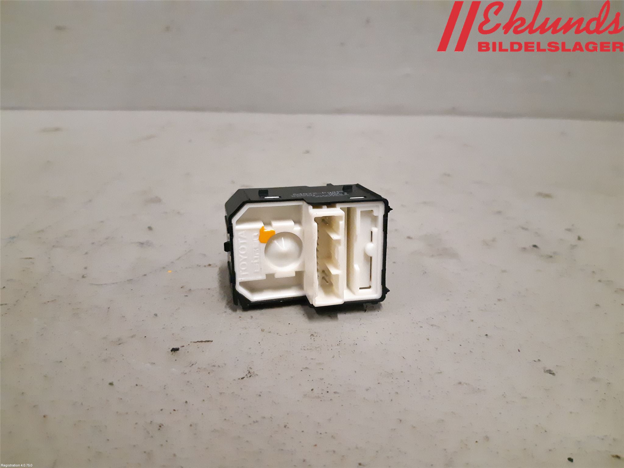 Toyota C-HR 16-23 Strömställare Spegel