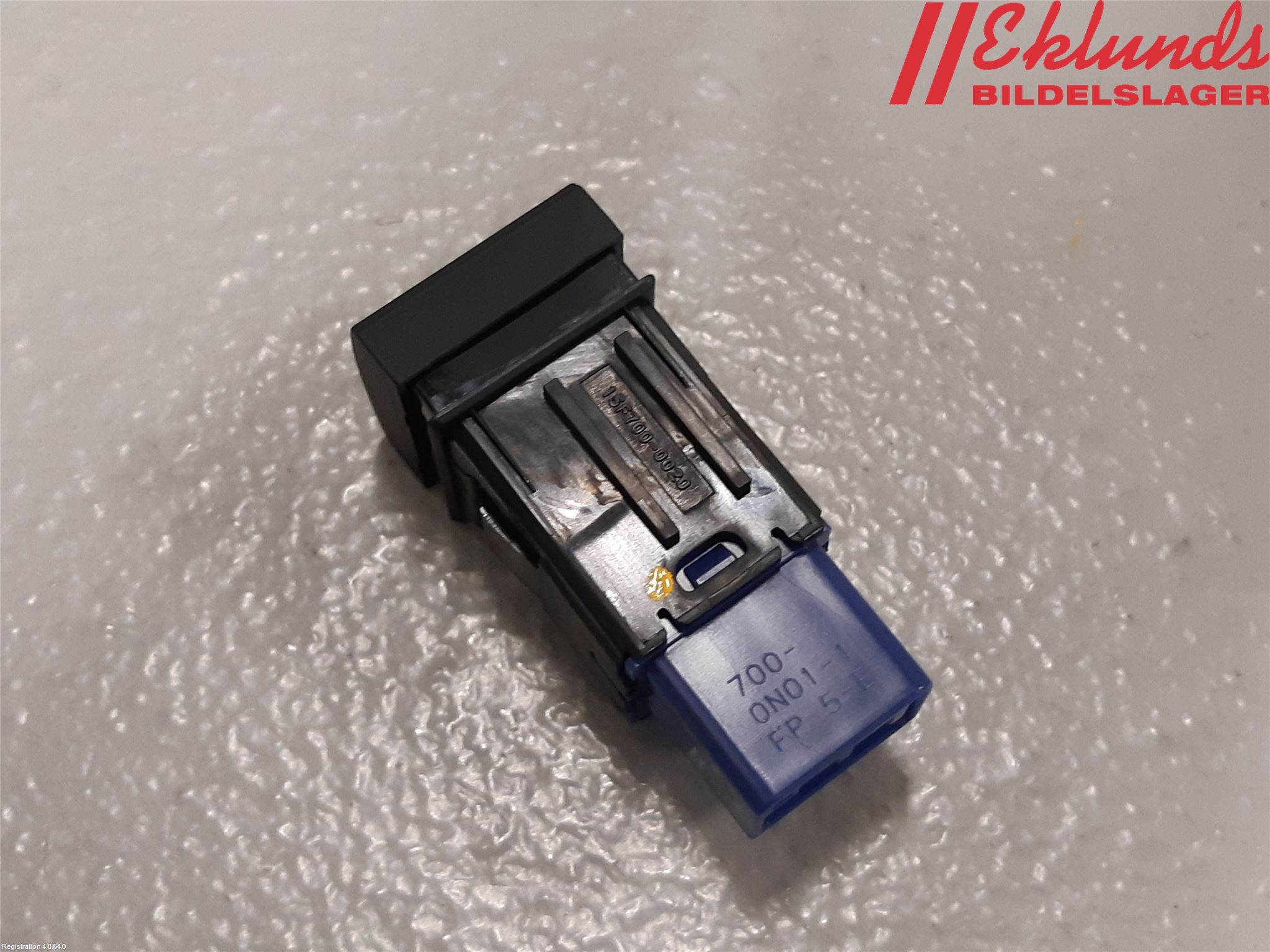 Toyota RAV4 19- Strömställare Övrigt