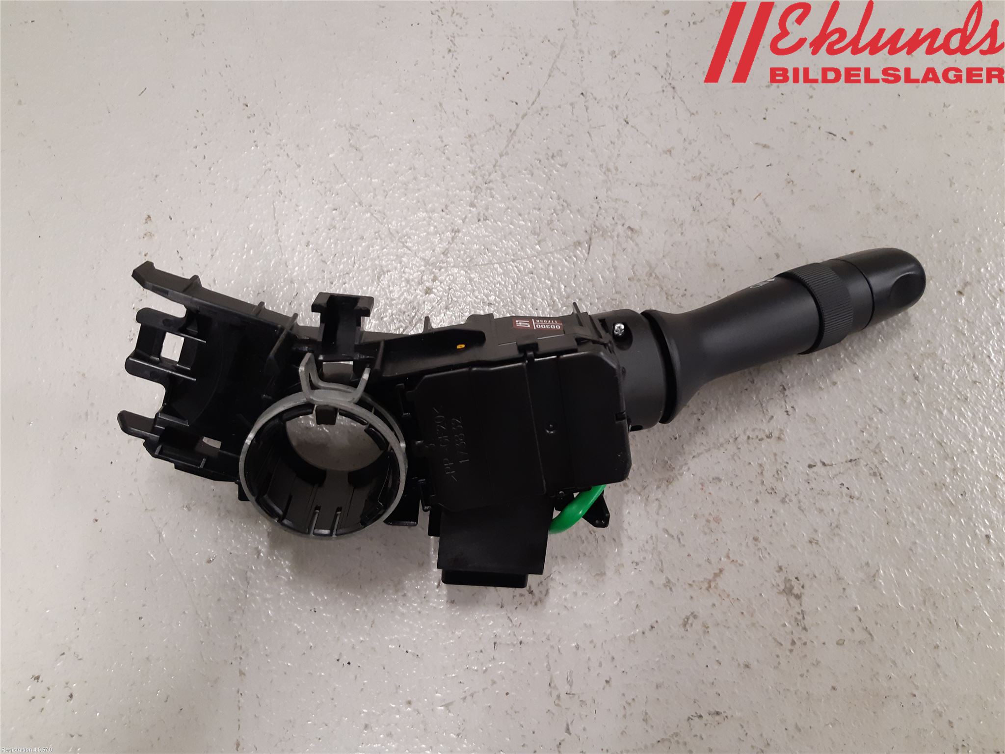 Toyota YARIS XP130 15-20 Spak Blinkers-Ljusomk