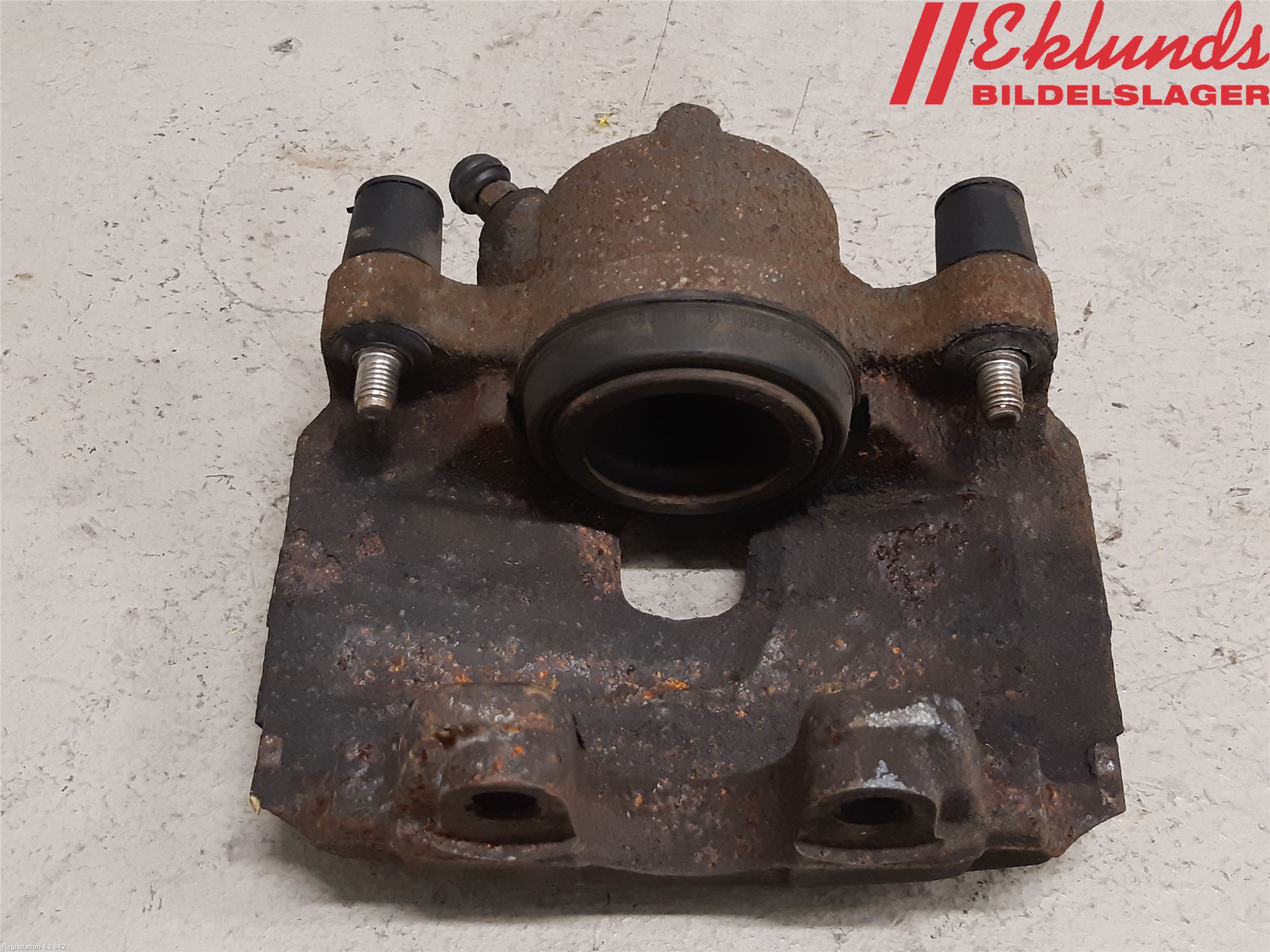 Ford KUGA 13-16 Bromsok Fram Vänster