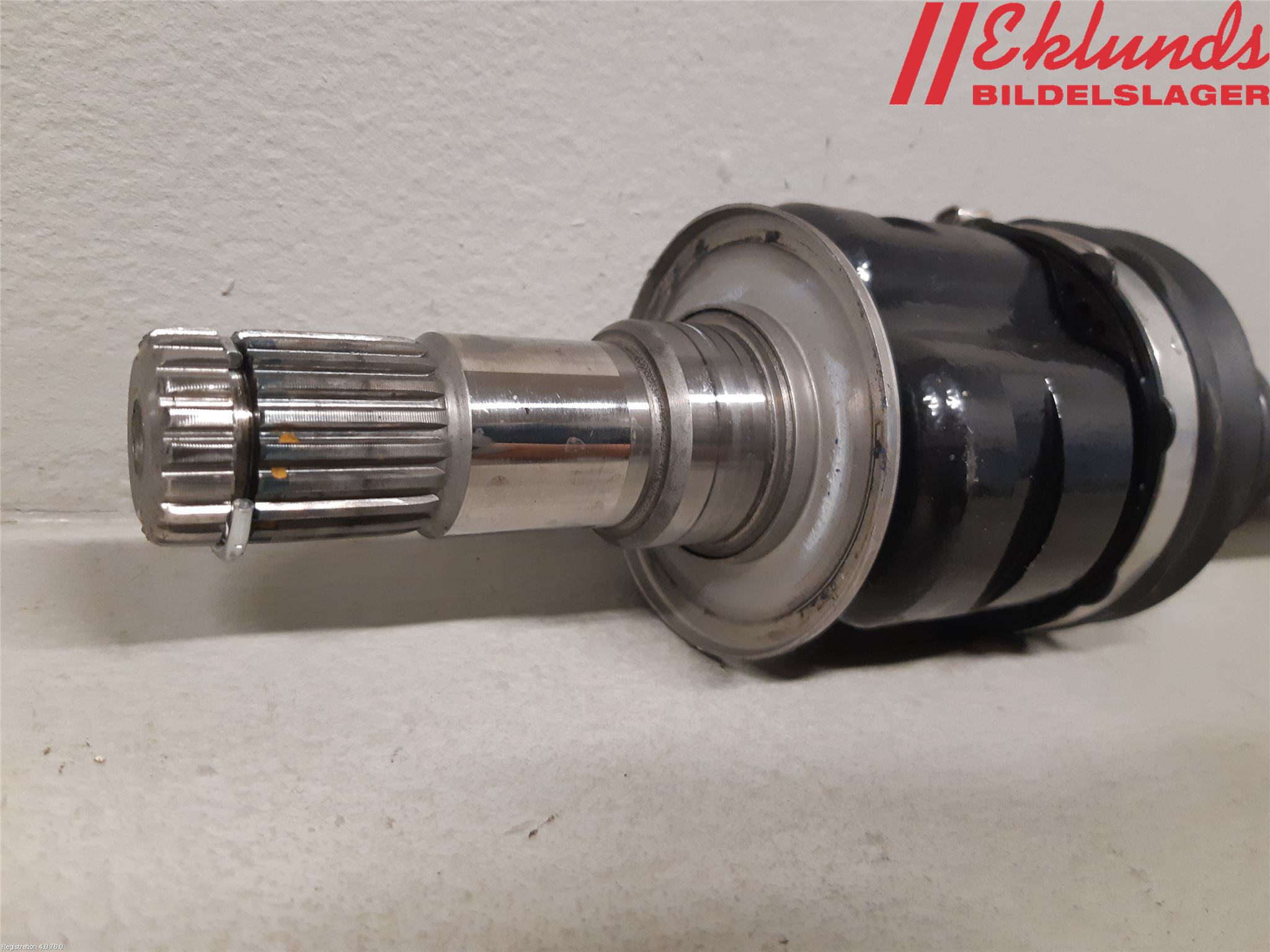 Toyota YARIS XP21 20- Drivaxel Fram Höger