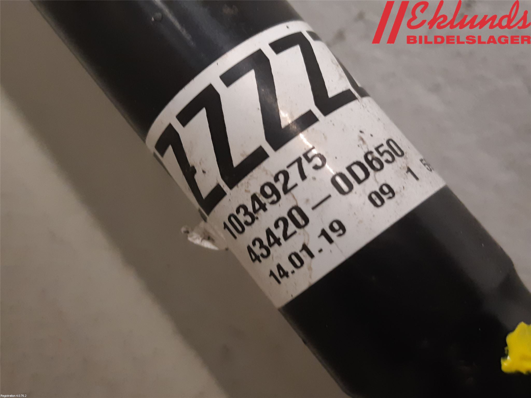 Toyota YARIS XP130 15-20 Drivaxel Fram Vänster