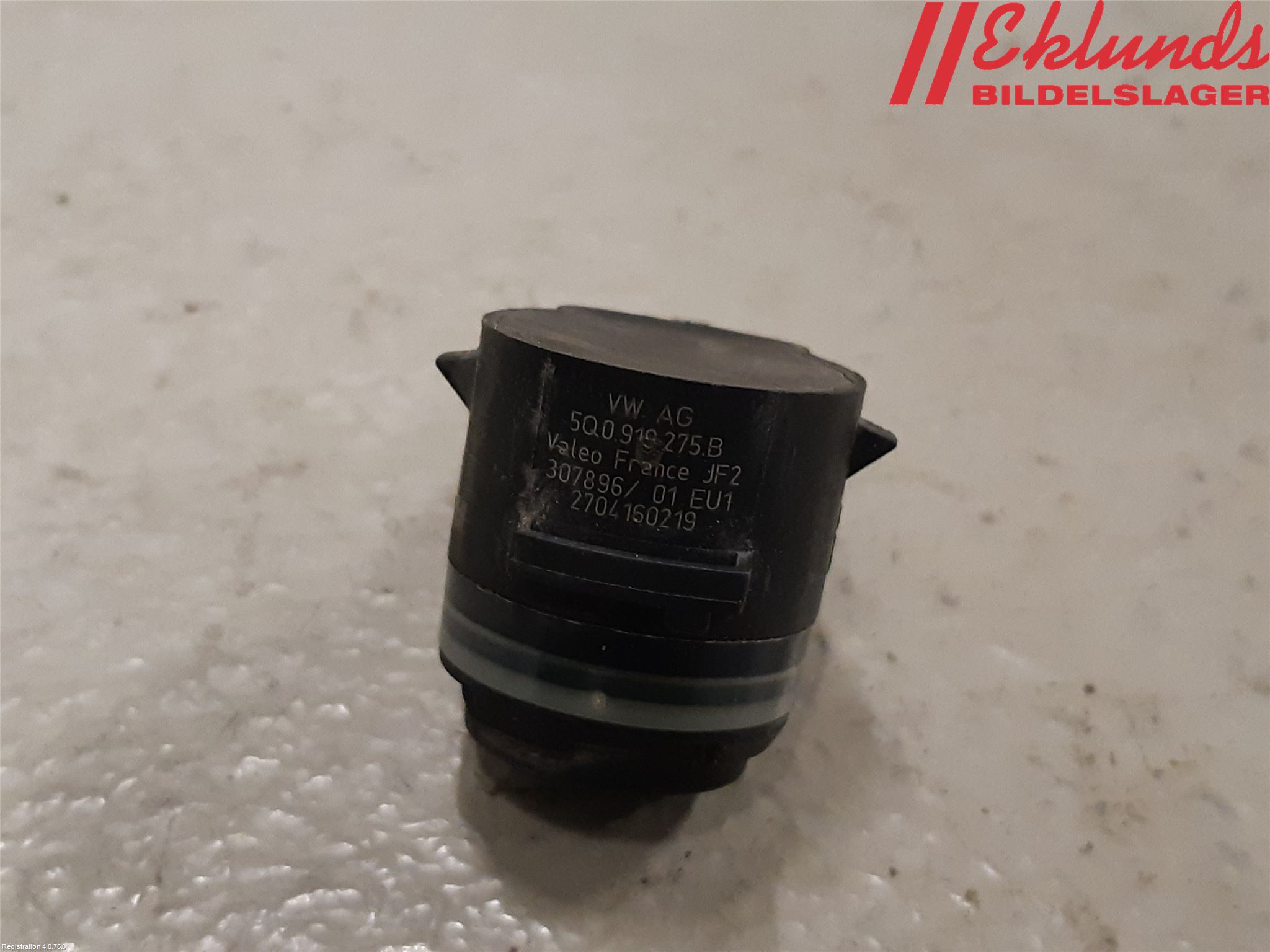 Audi A4/S4 B9 16-19 Parkeringshjälp Frontsensor