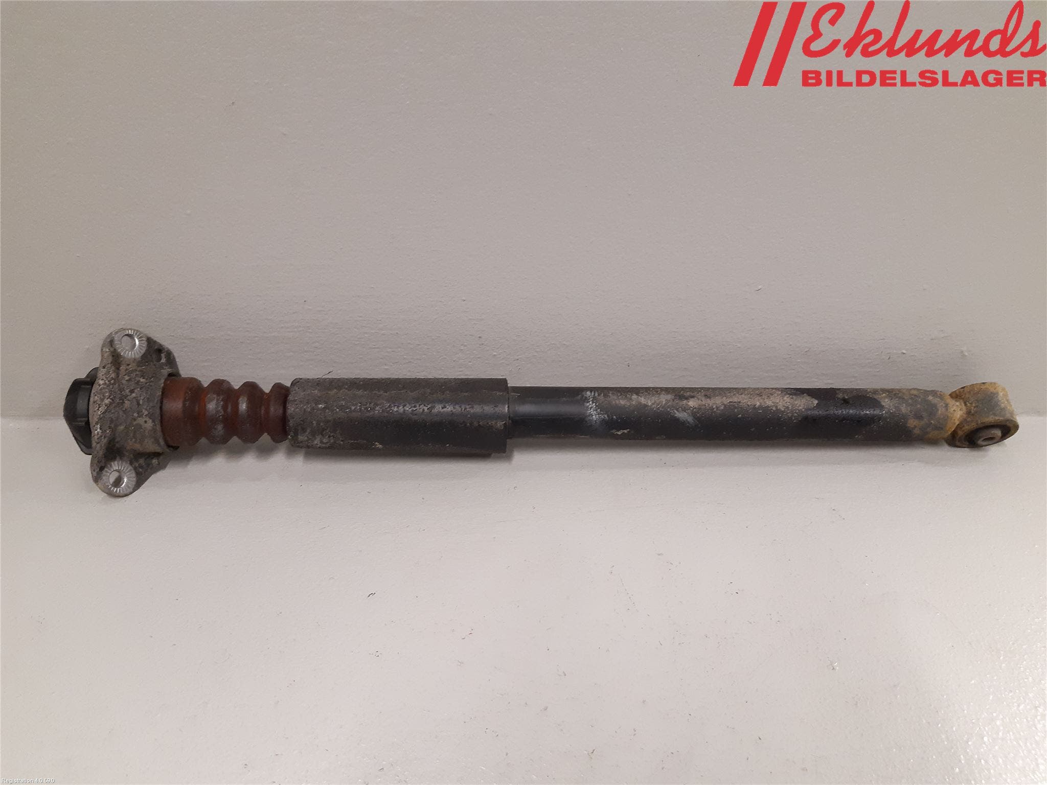 Skoda RAPID Stötdämpare Bak