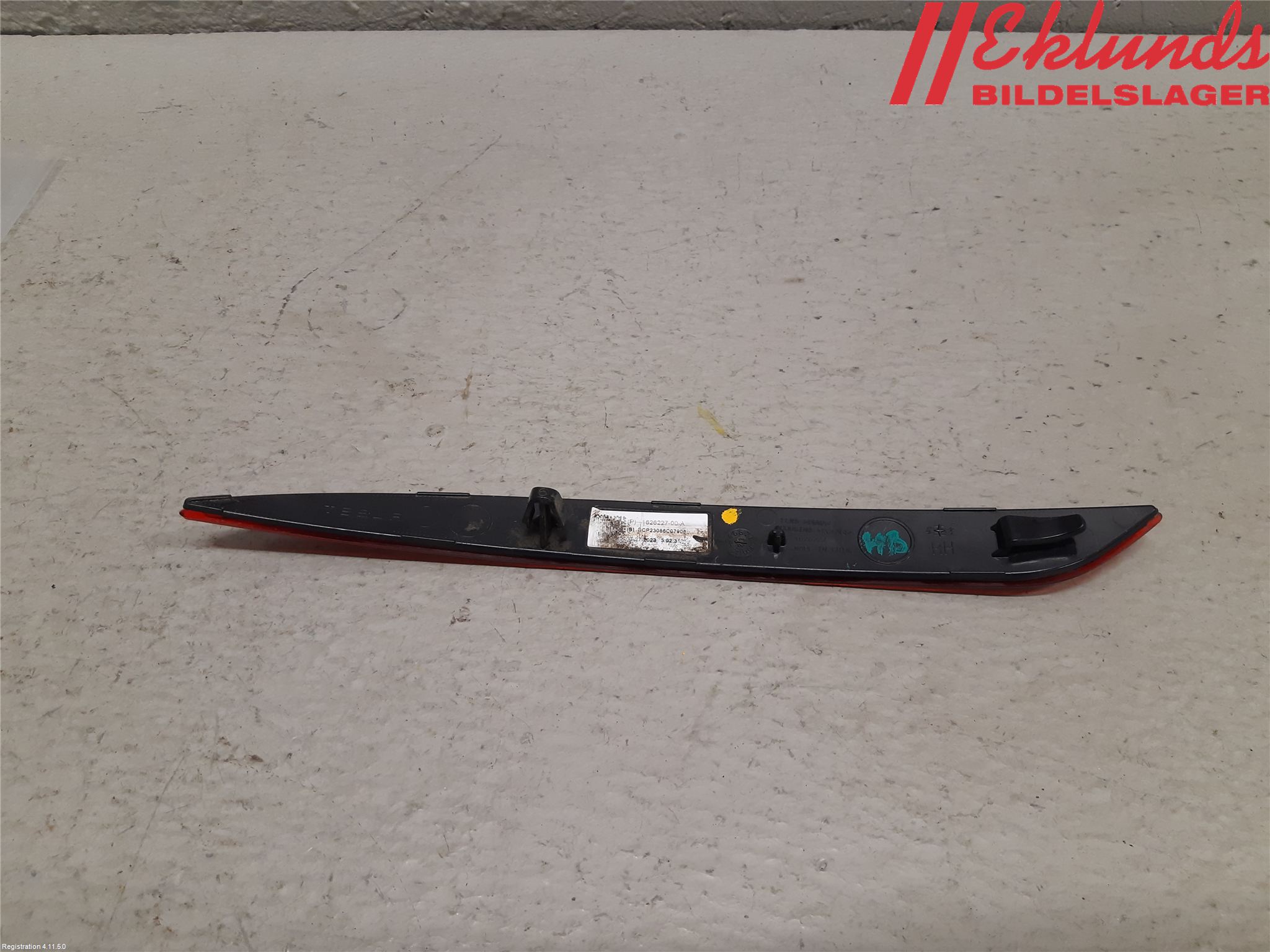 Tesla MODEL Y 21- Dimljus/Reflex Bak