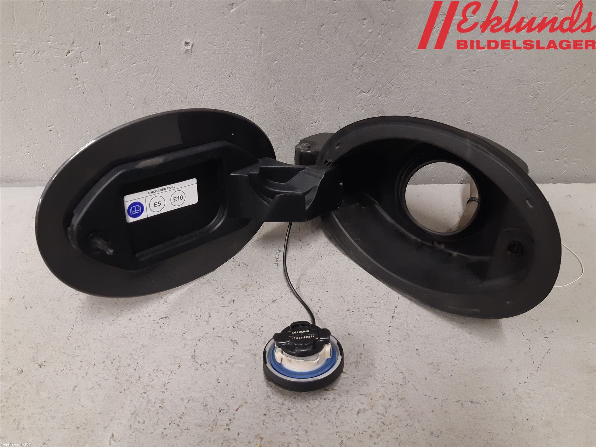 Alfa GIULIA Tanklucka