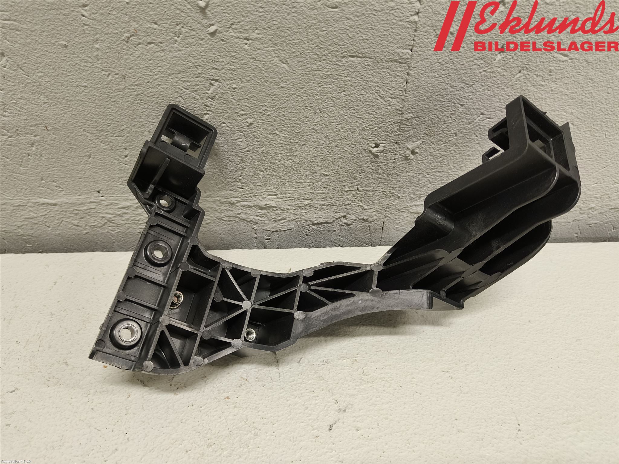 Kia CEED 12-18 Frontplåt