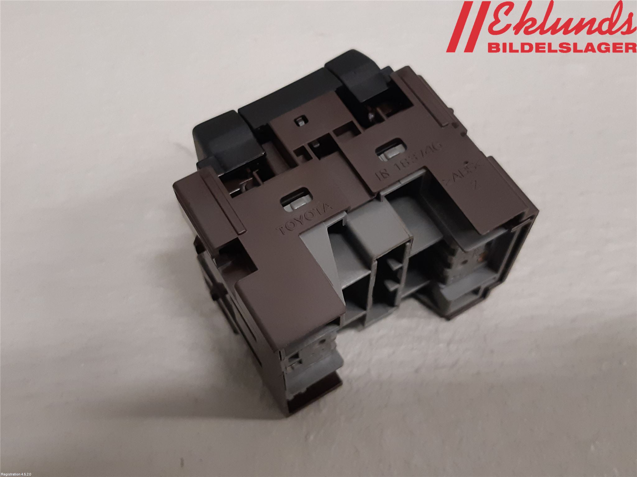 Toyota RAV4 19- Strömställare Spegel