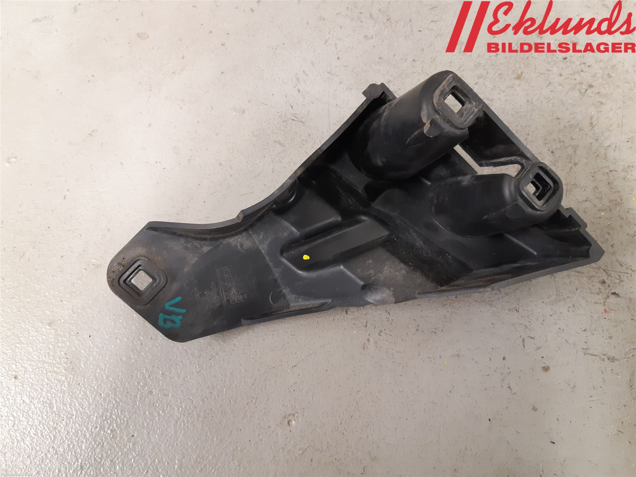 Volvo V70 05-08 Stötfångarfäste Bak Vä