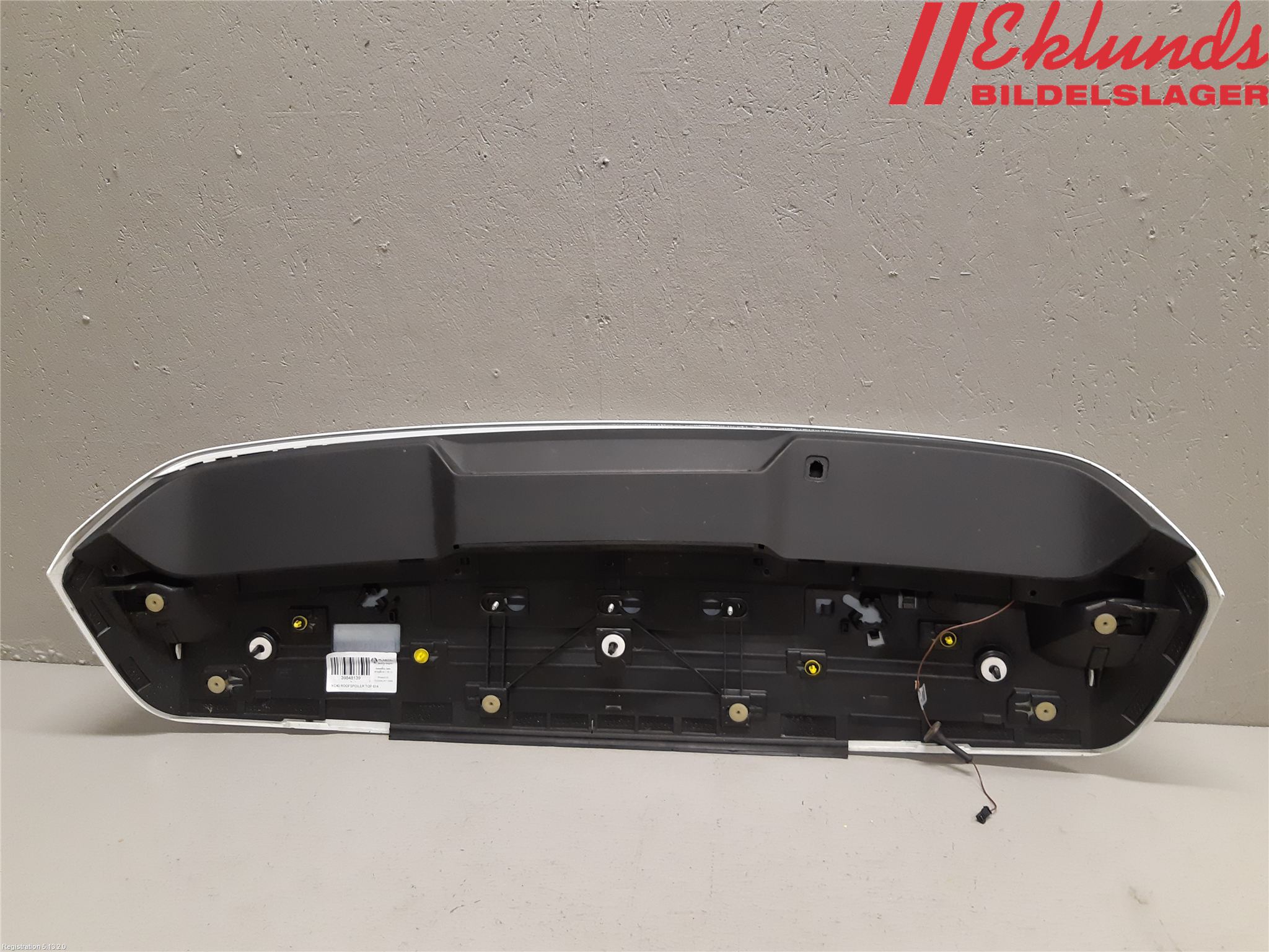 Volvo XC40/RECHARGE 18- Spoiler Baklucka