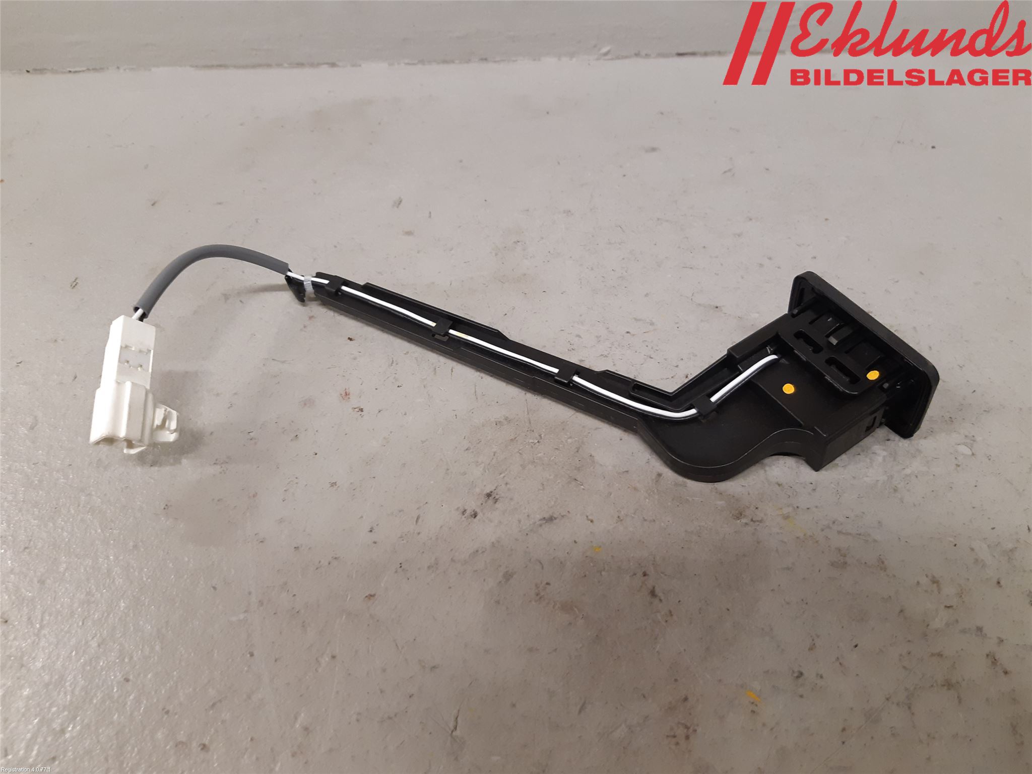 Toyota RAV4 19- Strömställare Baklucka