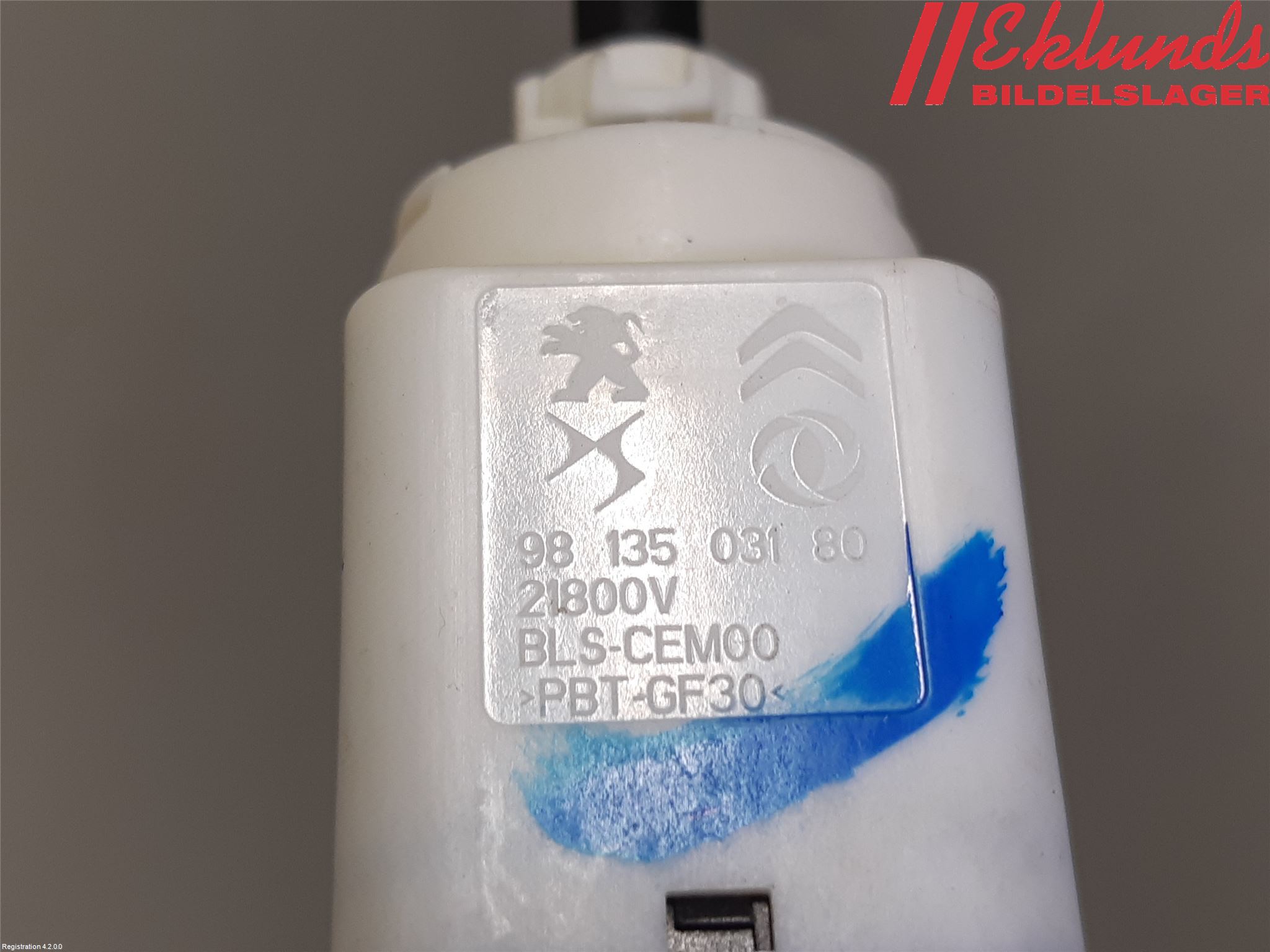 Peugeot 2008/E-2008 20- Bromsljuskontakt