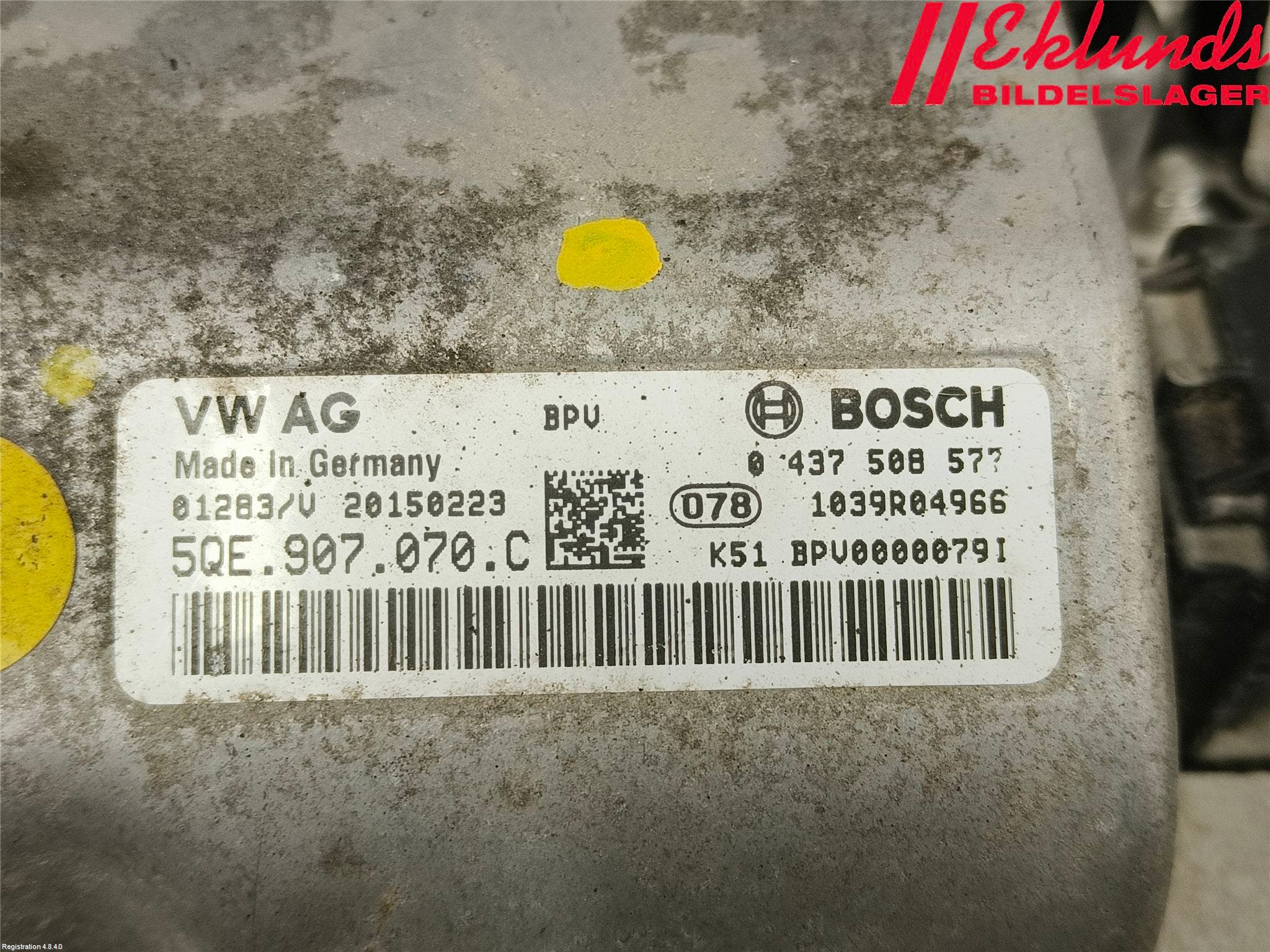 Volkswagen VW GOLF / E-GOLF VII 13-20 Inverter 12 -> 220 V