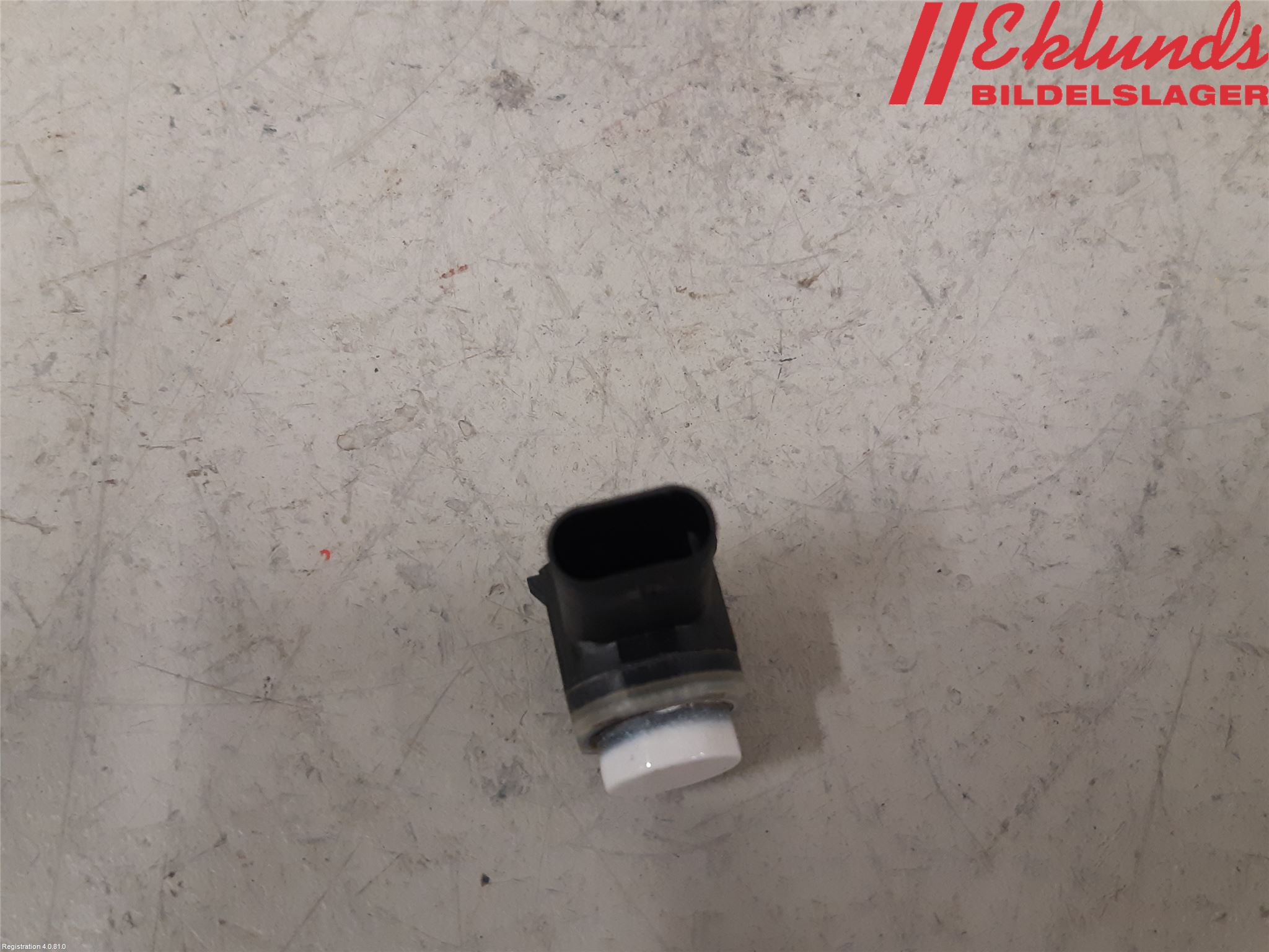Volkswagen VW PASSAT 11-14 Parkeringshjälp Frontsensor