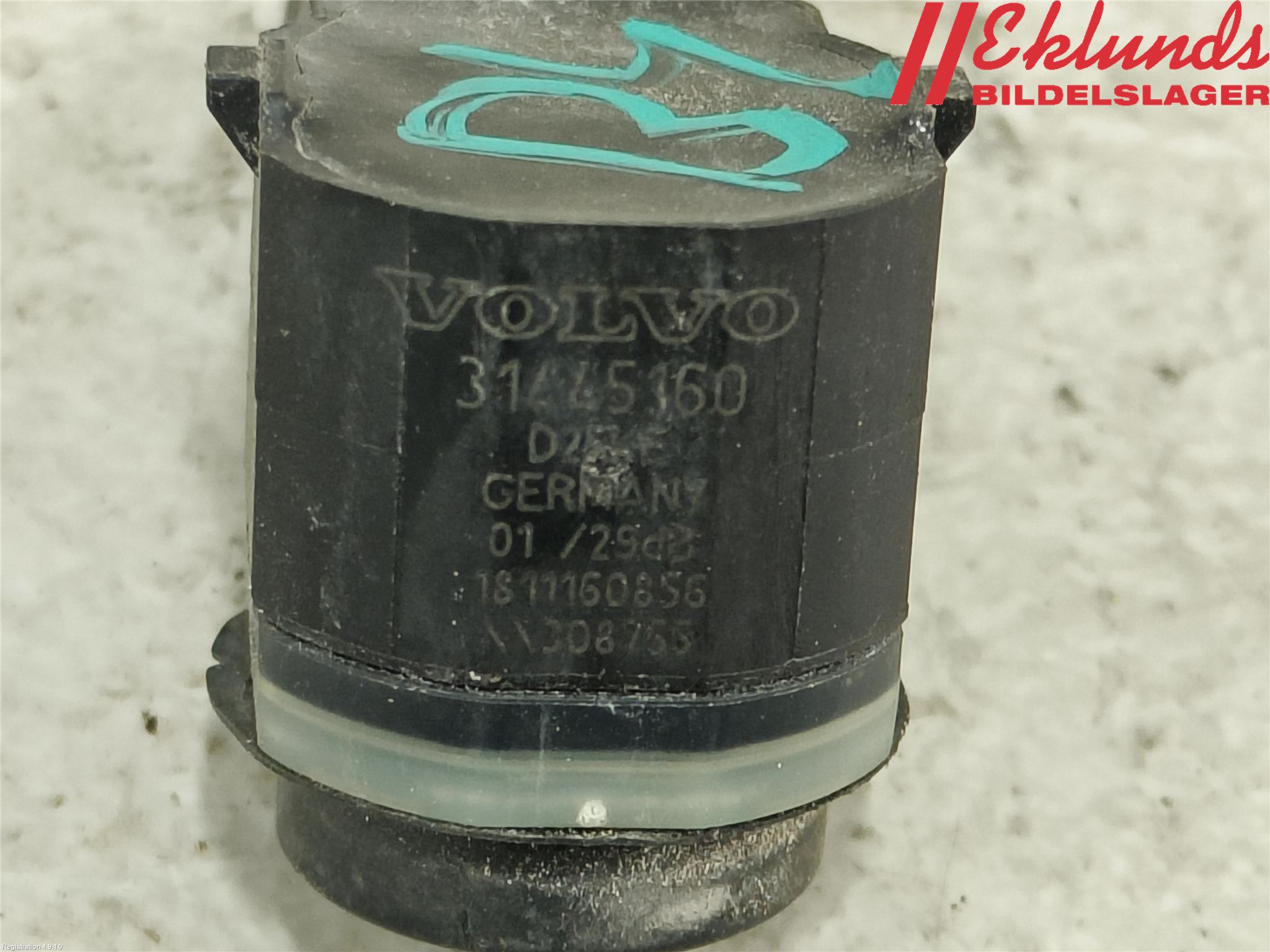 Volvo V60 CROSS COUNTRY 16-18 Parkeringshjälp Backsensor