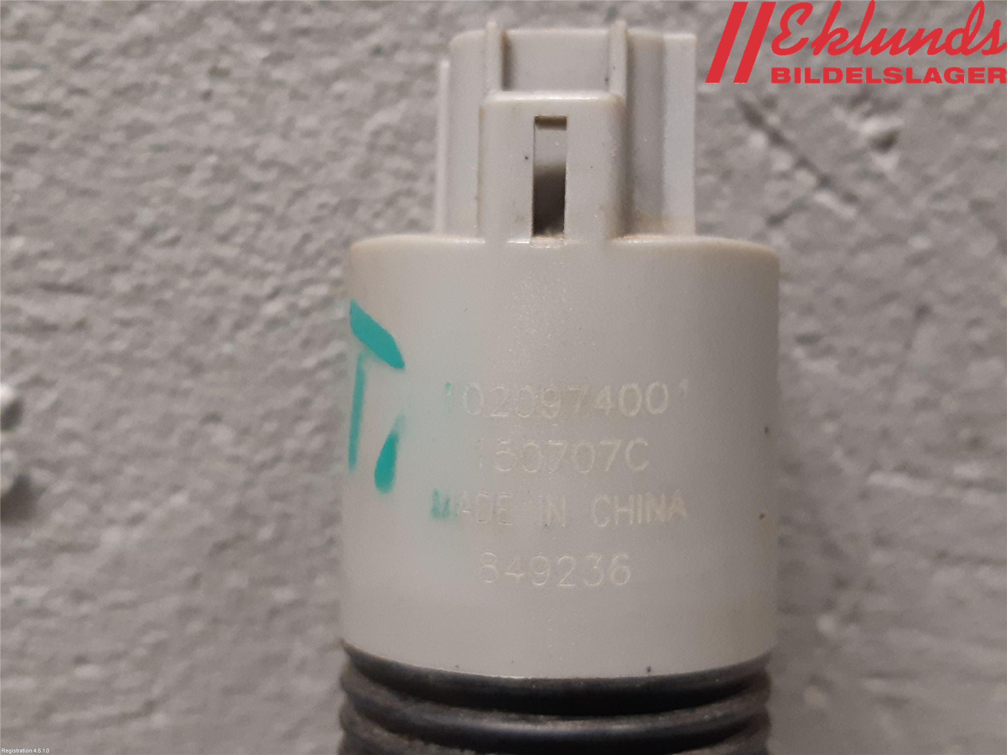 Toyota AURIS 13-19 Spolarpump Vindruta