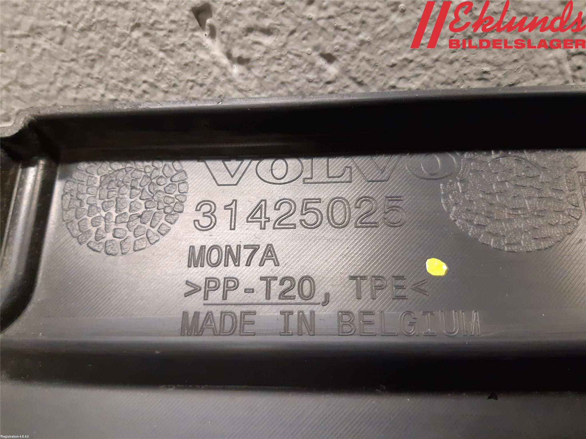 Volvo V90 CROSS COUNTRY 17->> Täckplast Front