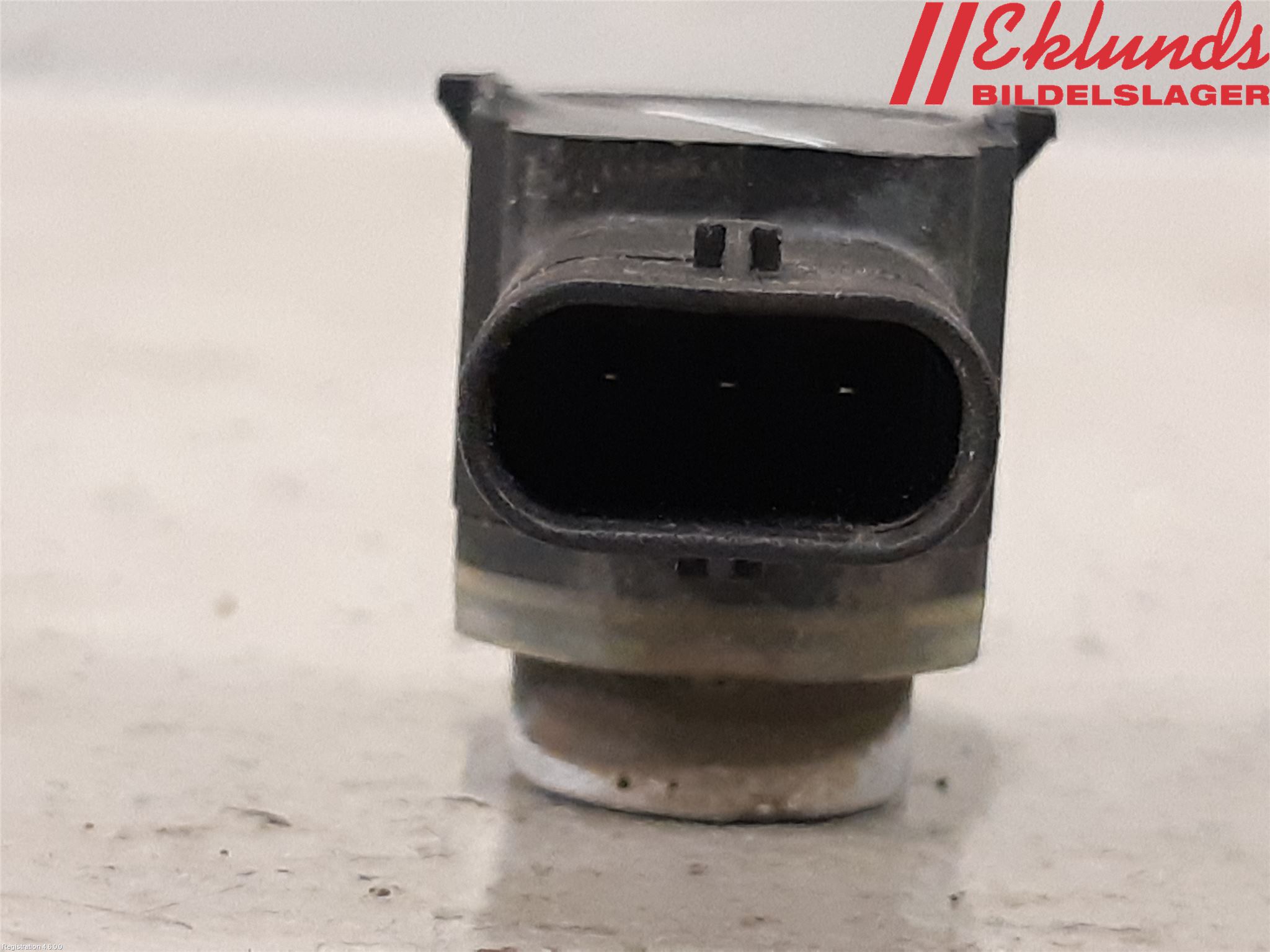 Volkswagen VW PASSAT 11-14 Parkeringshjälp Frontsensor