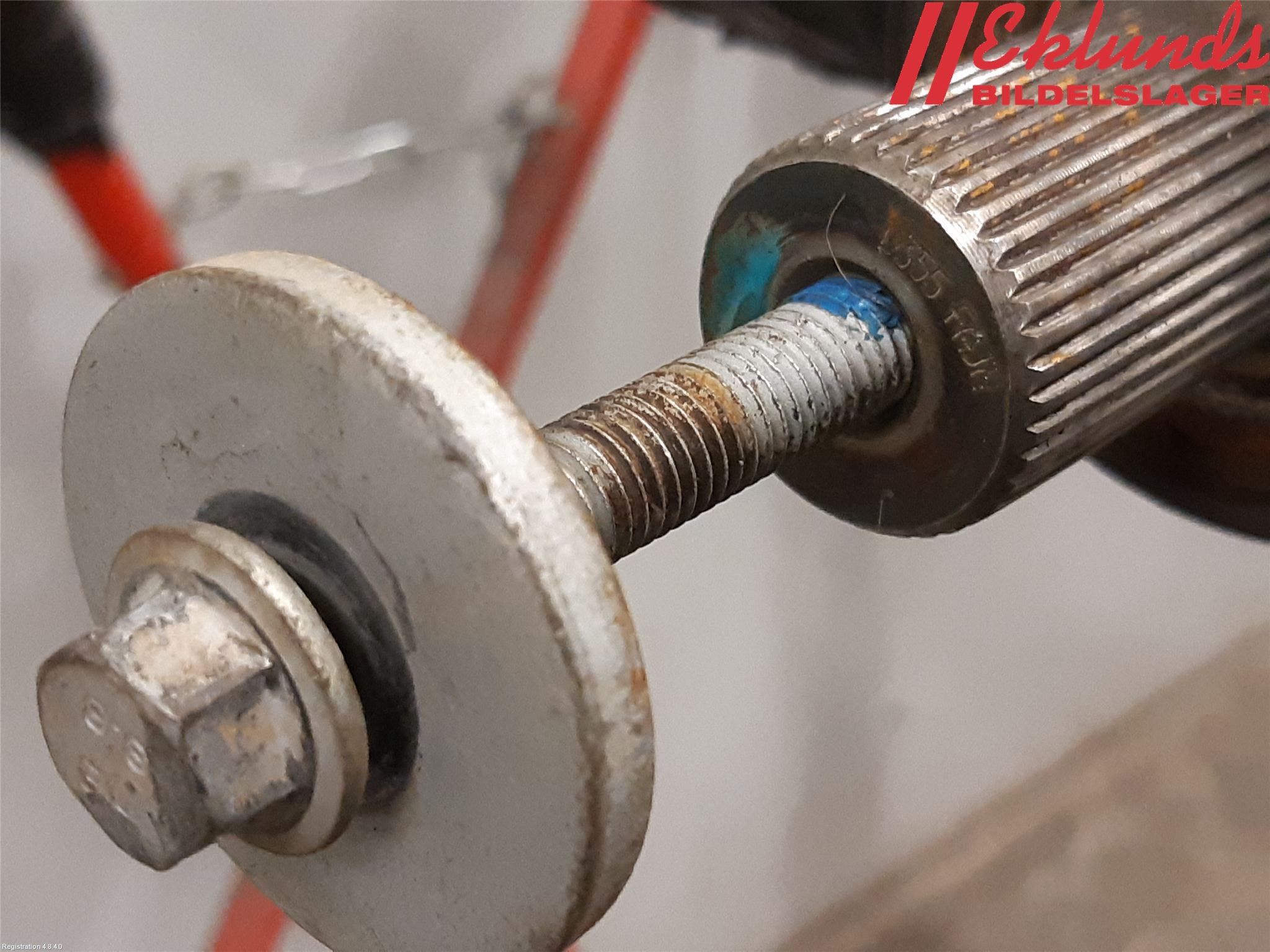 Volvo XC60 14-17 Drivaxel Fram Höger