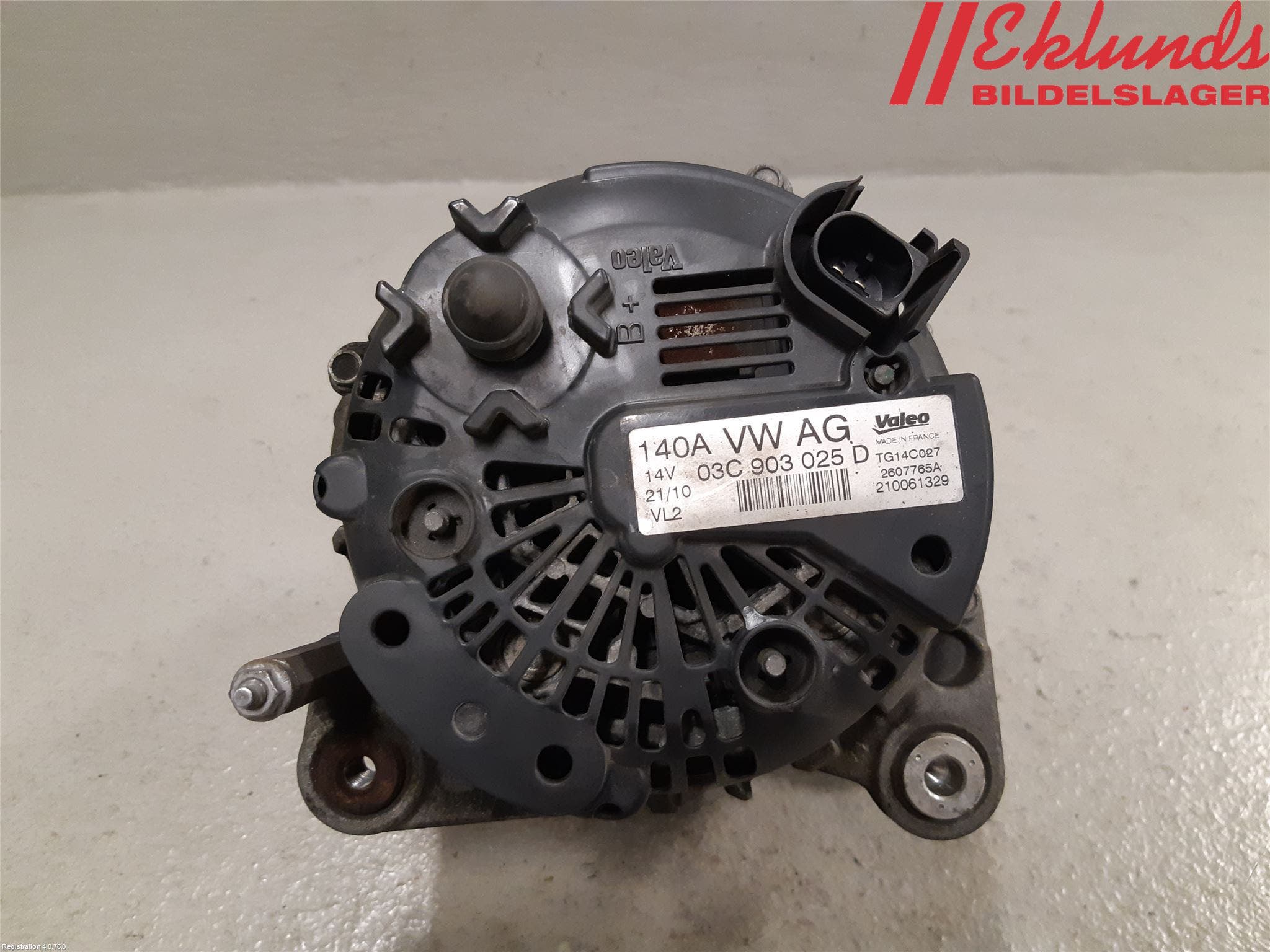 Volkswagen VW GOLF VI 09-13 Generator