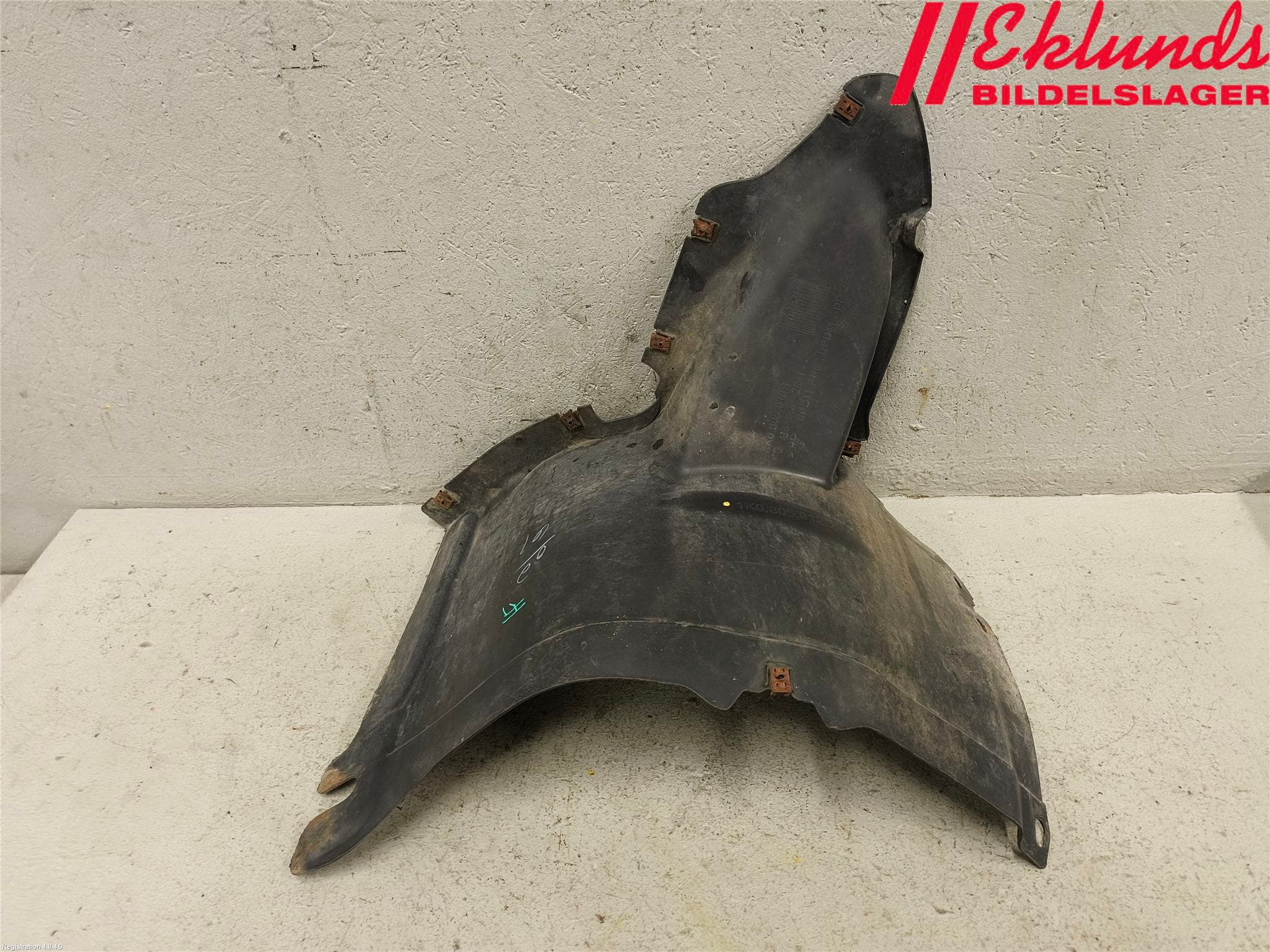 Volkswagen VW GOLF V 04-09 Skärm Inner