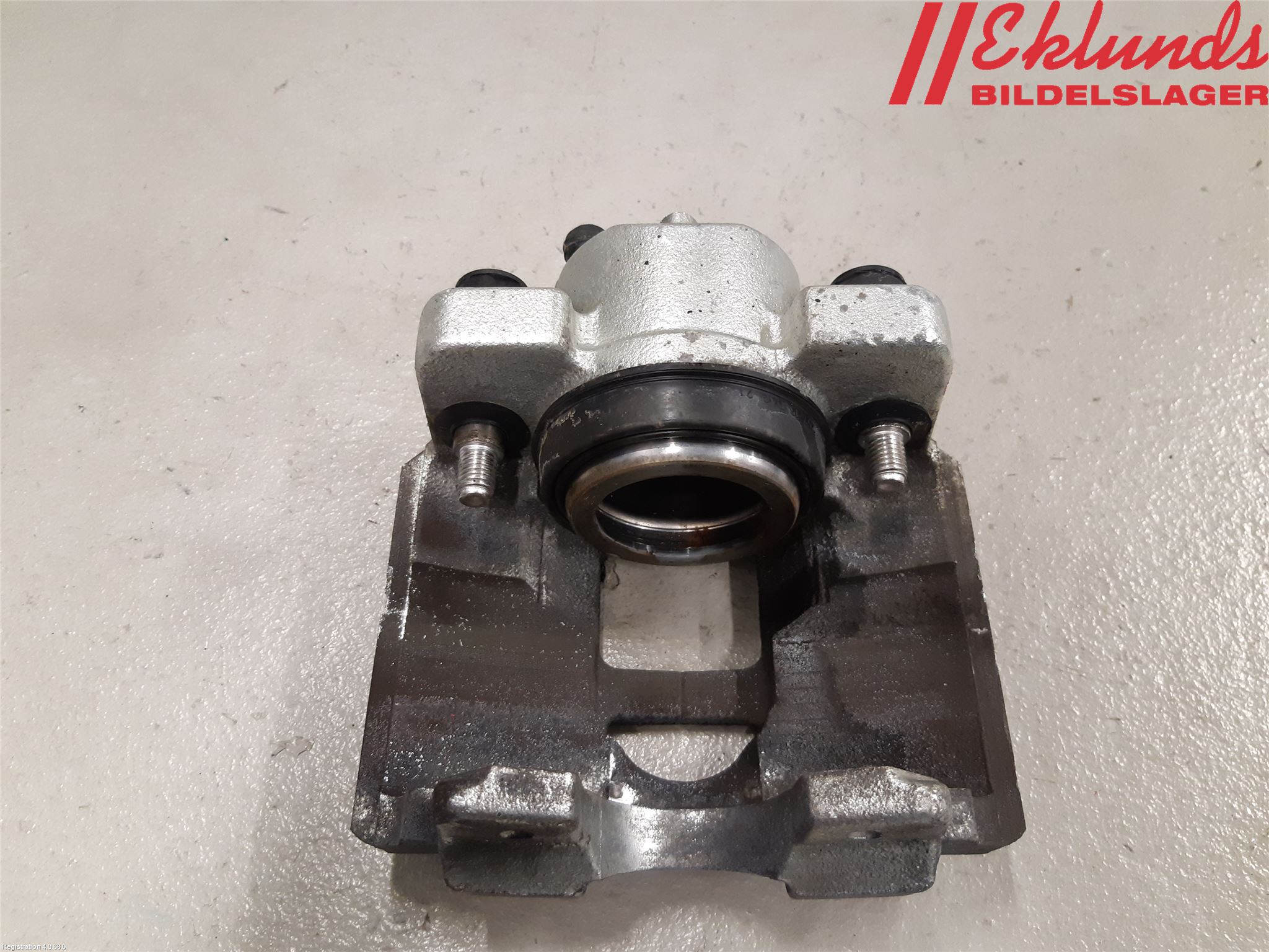 Toyota YARIS XP130 15-20 Bromsok Fram Vänster