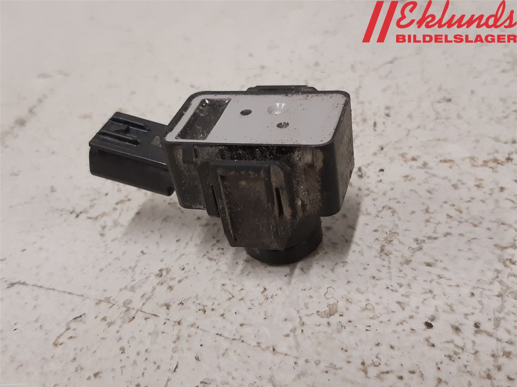 Toyota PRIUS (ZVW50) 16-21 Parkeringshjälp Frontsensor