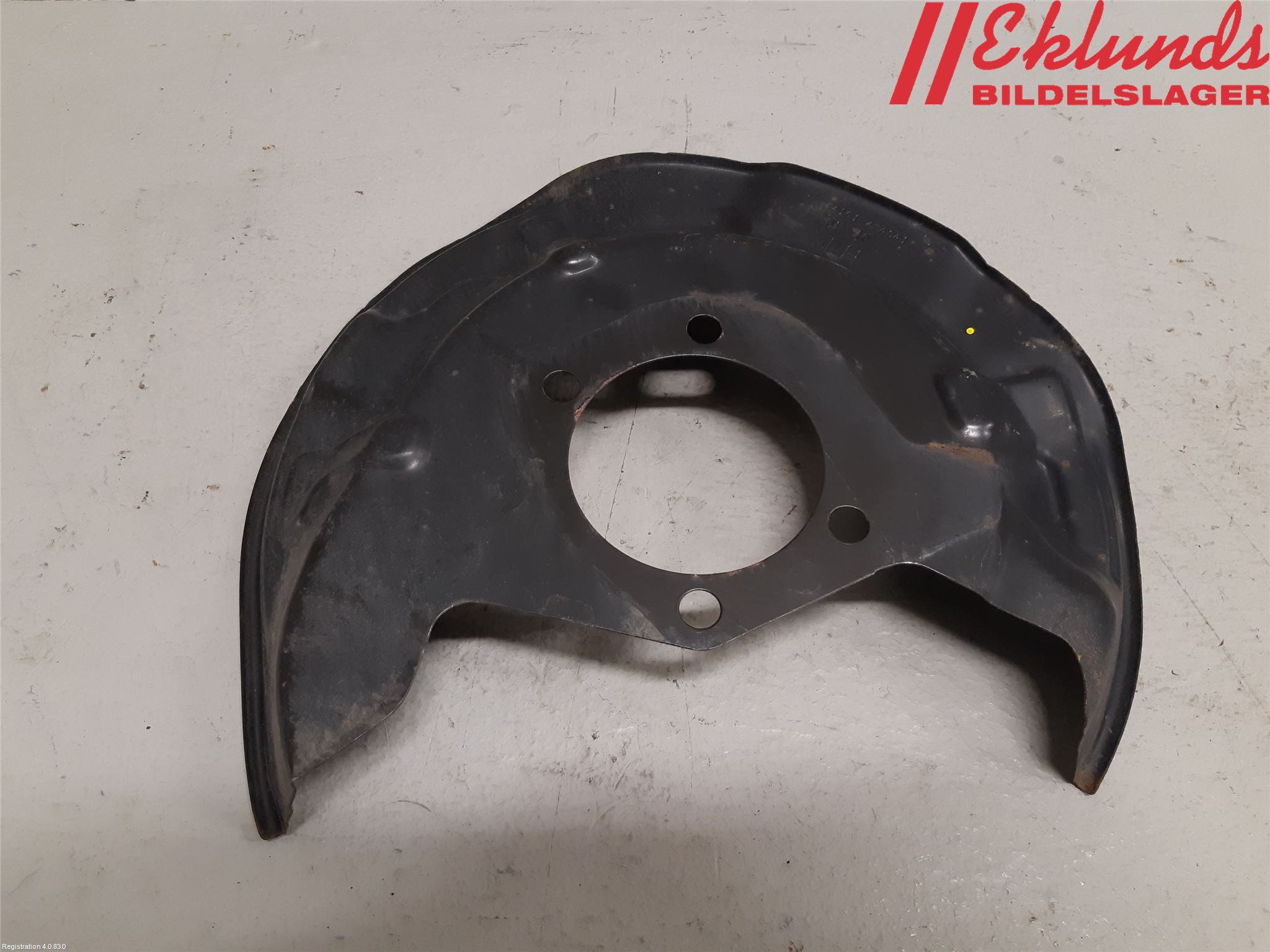 Nissan QASHQAI 17-21 Bromssköld Bak