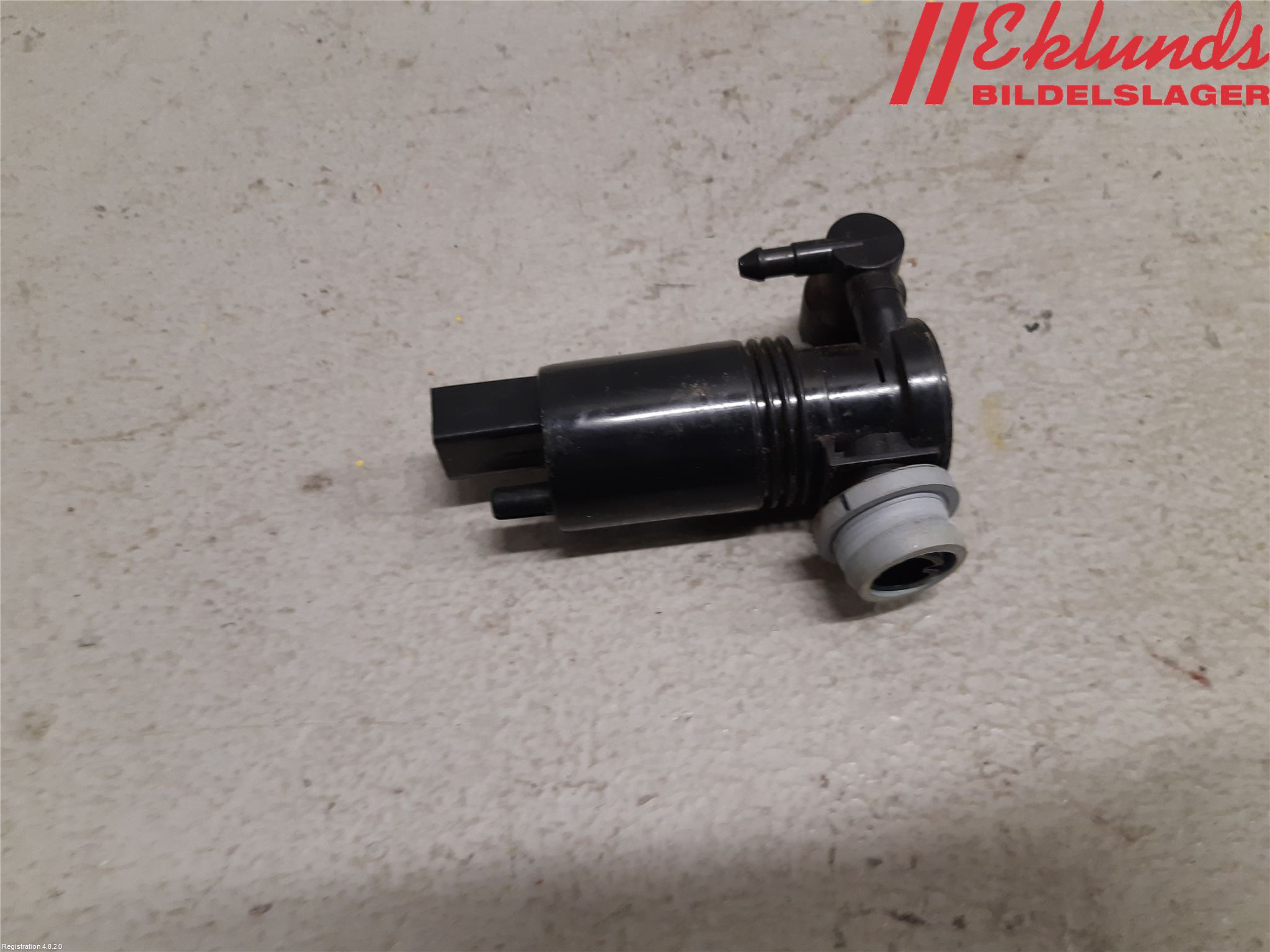 Volvo XC90/RECHARGE 16- Spolarpump Vindruta