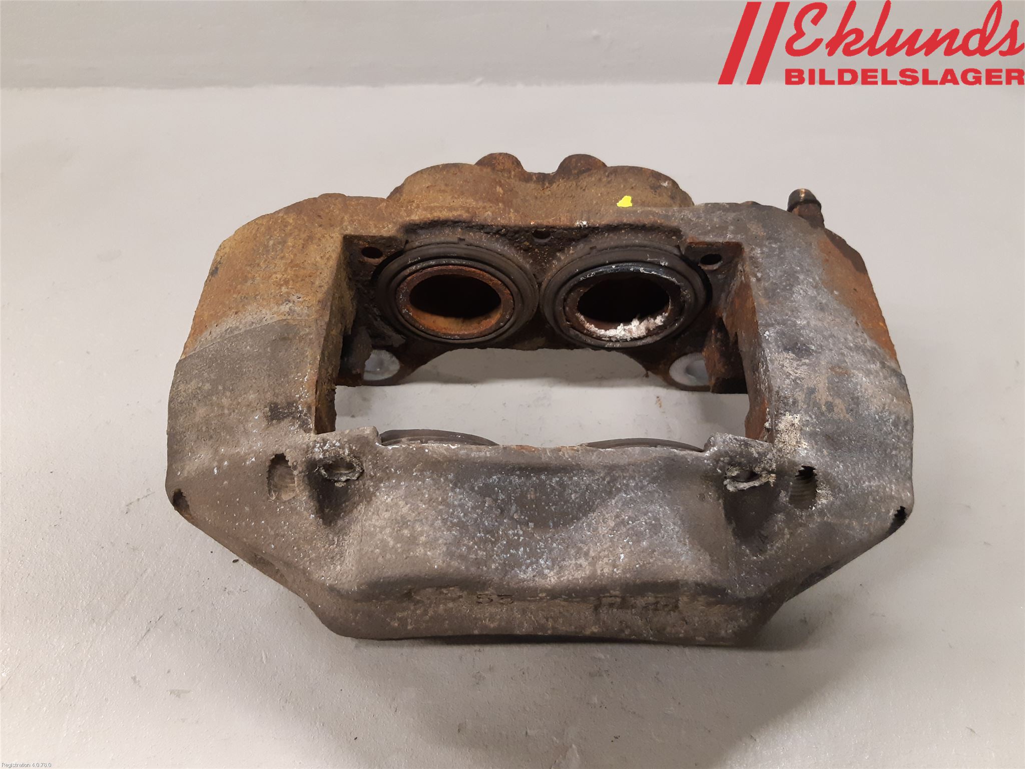 Toyota HILUX 05-16 Bromsok Fram Höger