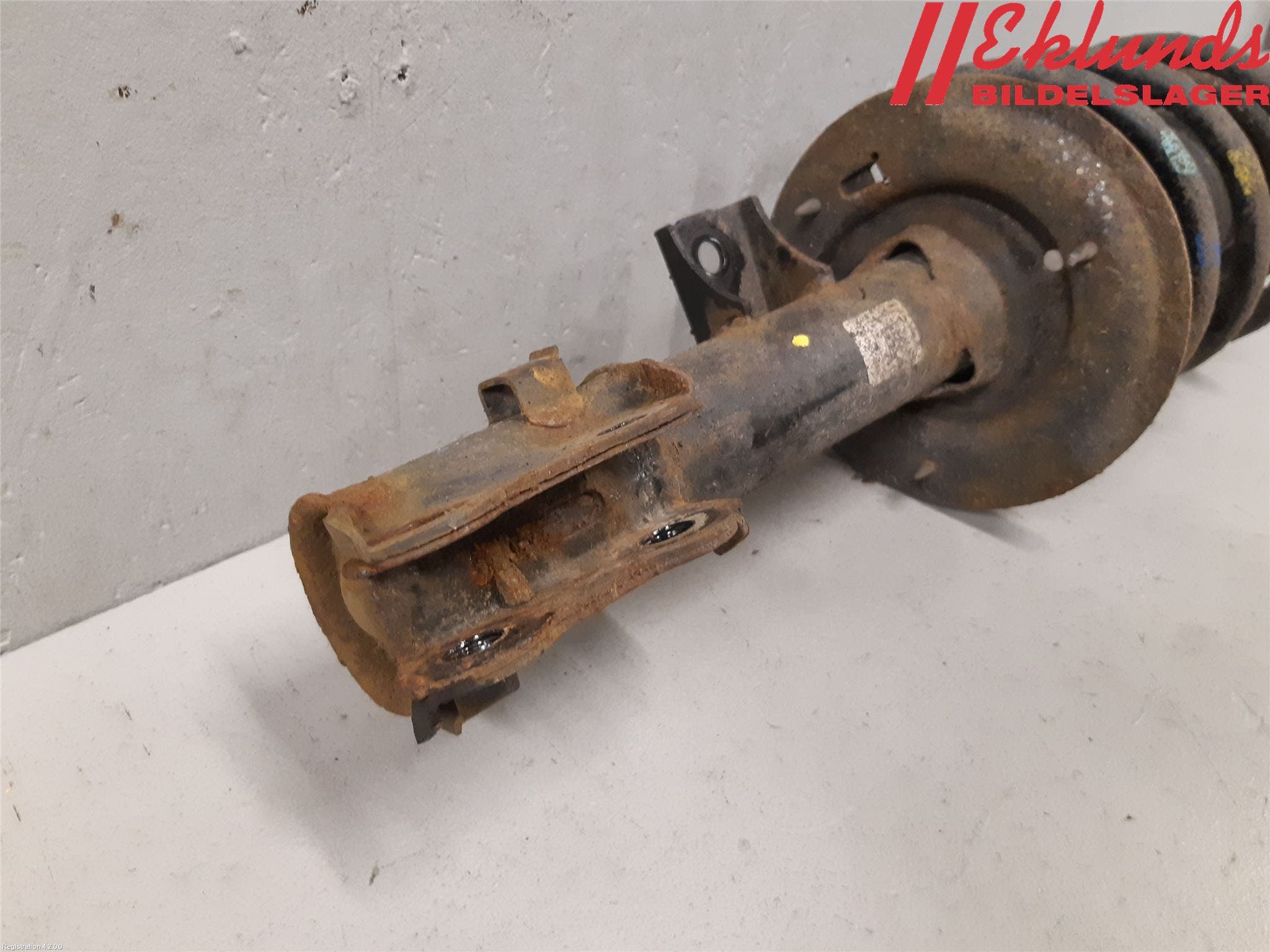 Kia CEED 12-18 Fjäderben Fram Höger