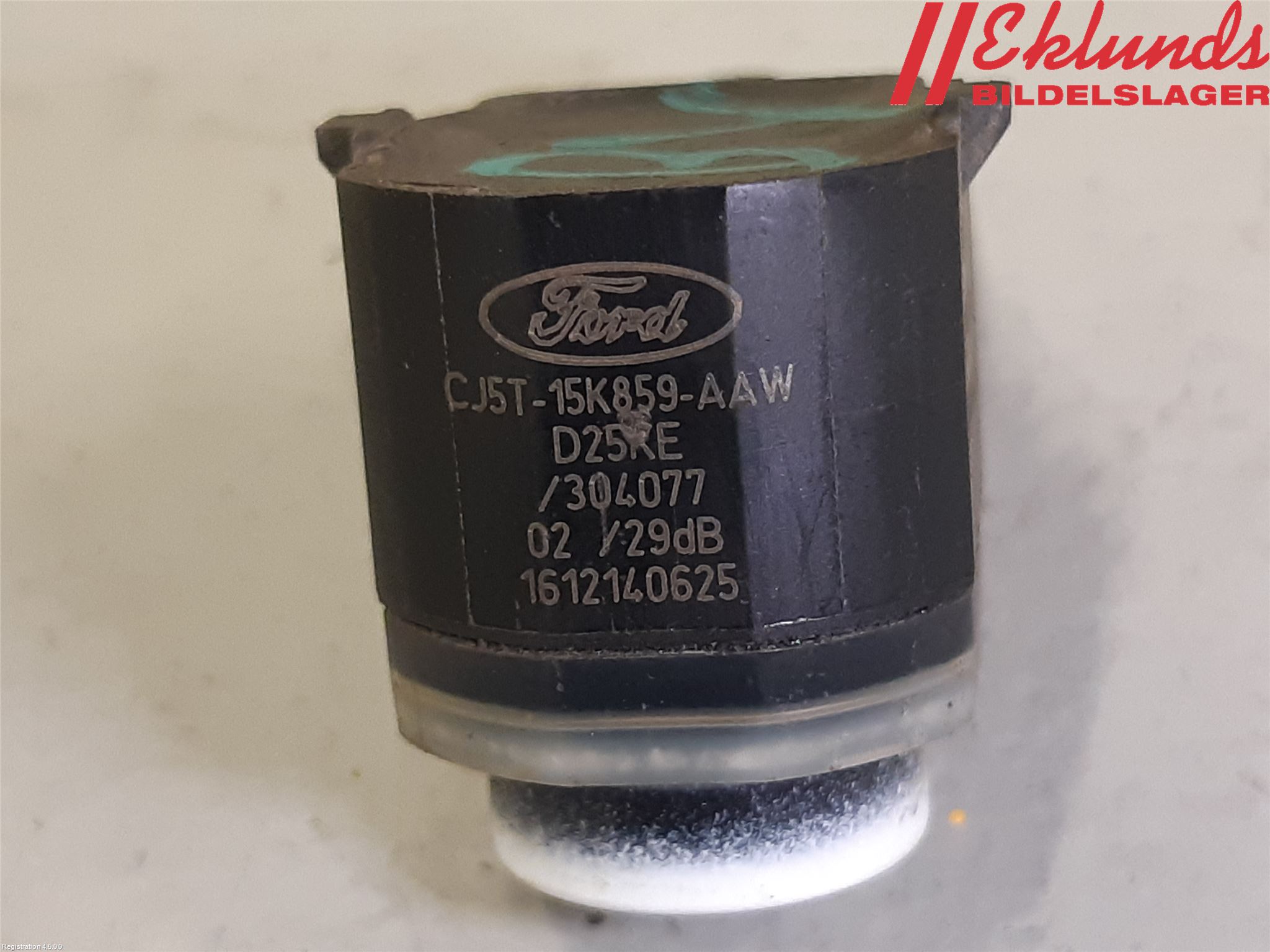 Ford C-MAX ll 15-19 Parkeringshjälp Backsensor